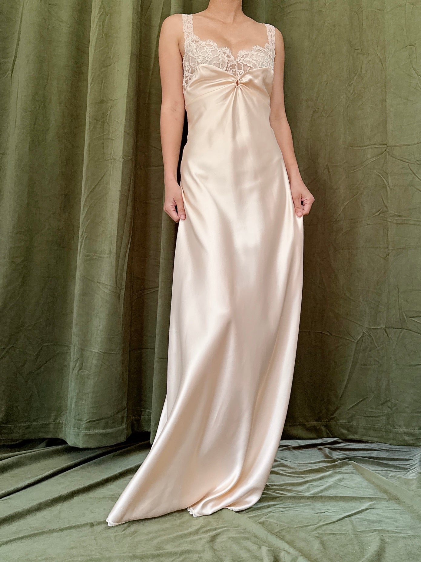 Vintage Lucie Ann Satin Slip - S