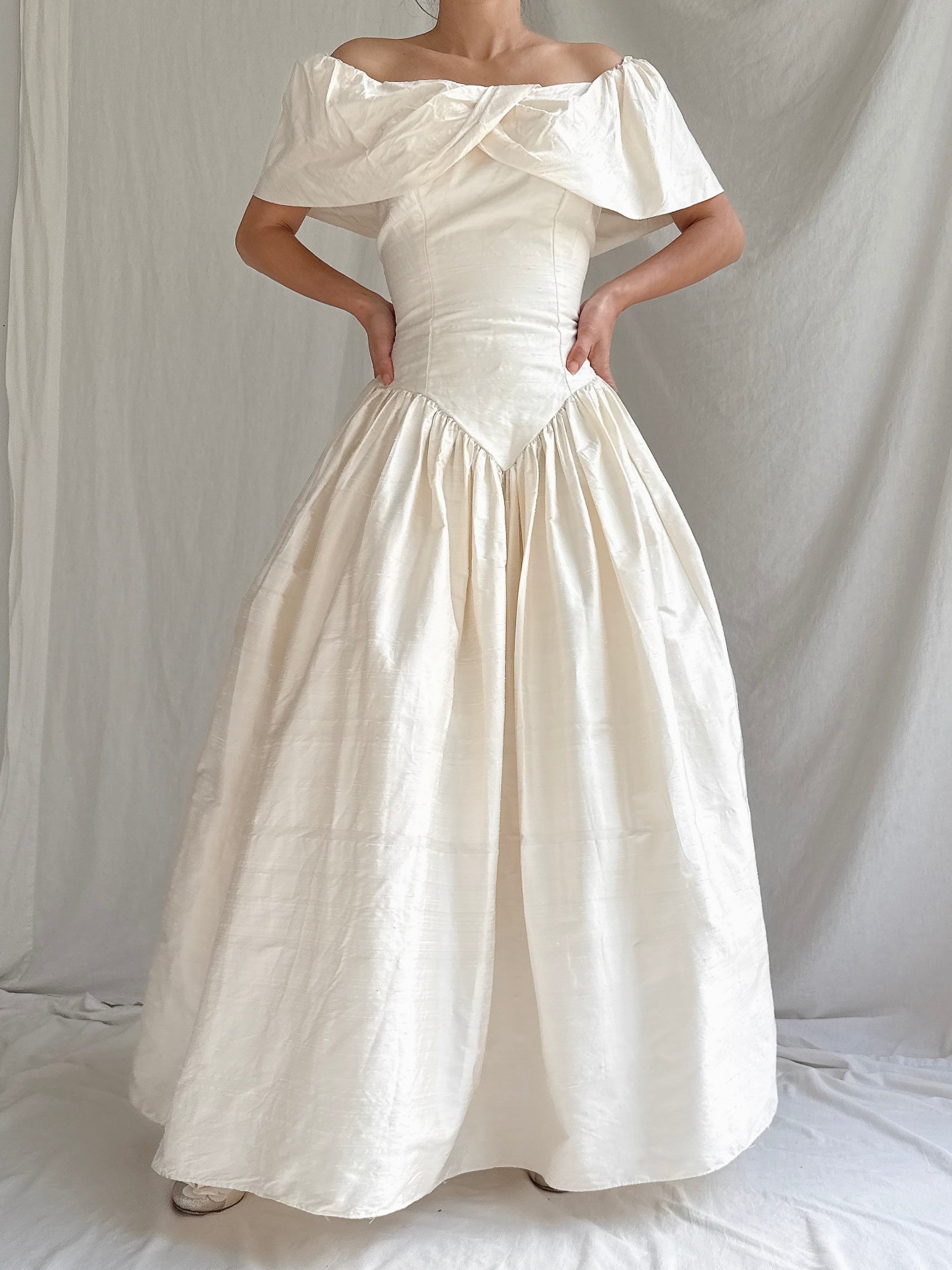 Vintage Raw Silk Tea-Length Dress - M
