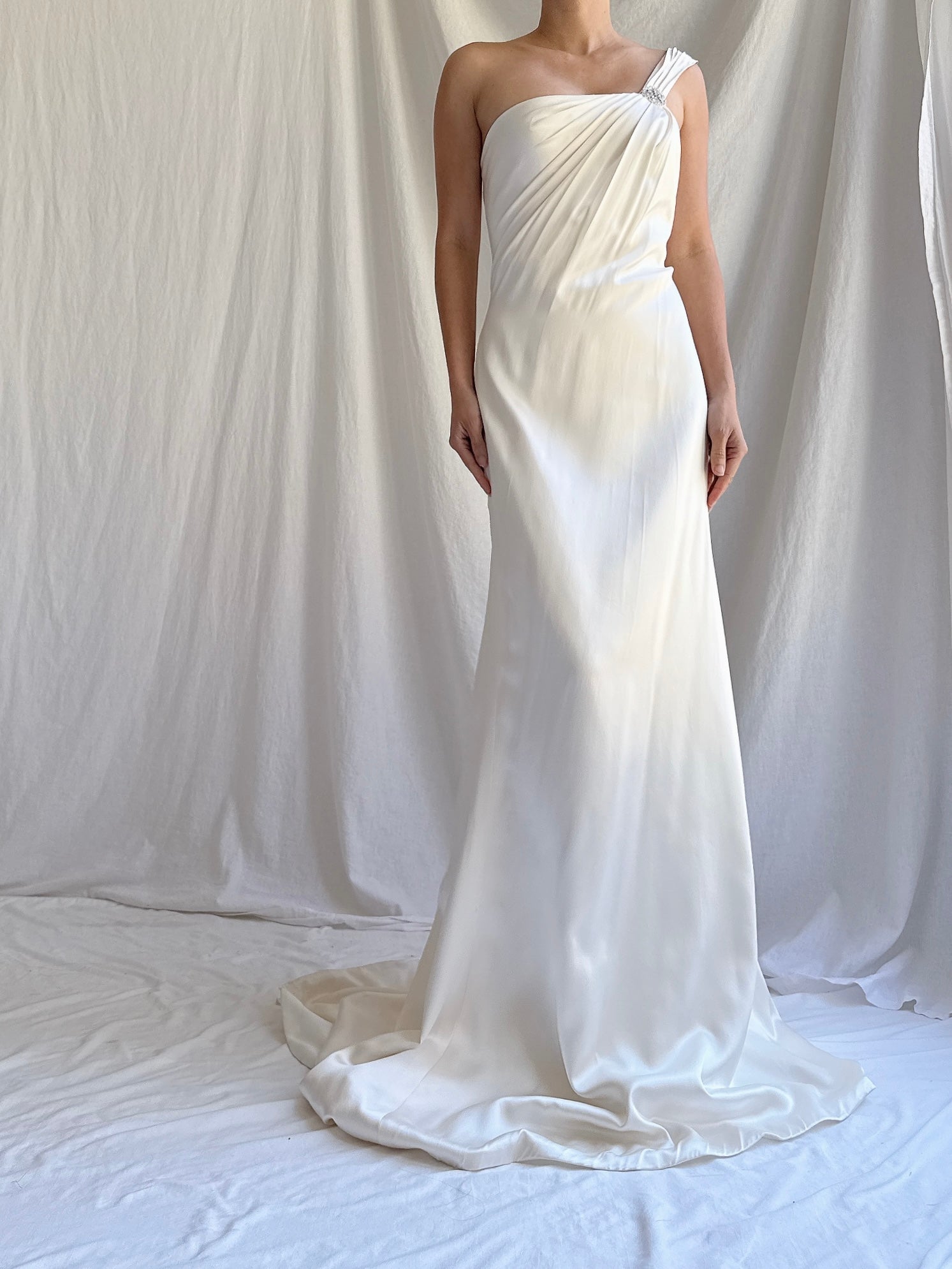 Vintage Angelina Silk One Shoulder Gown - M/8