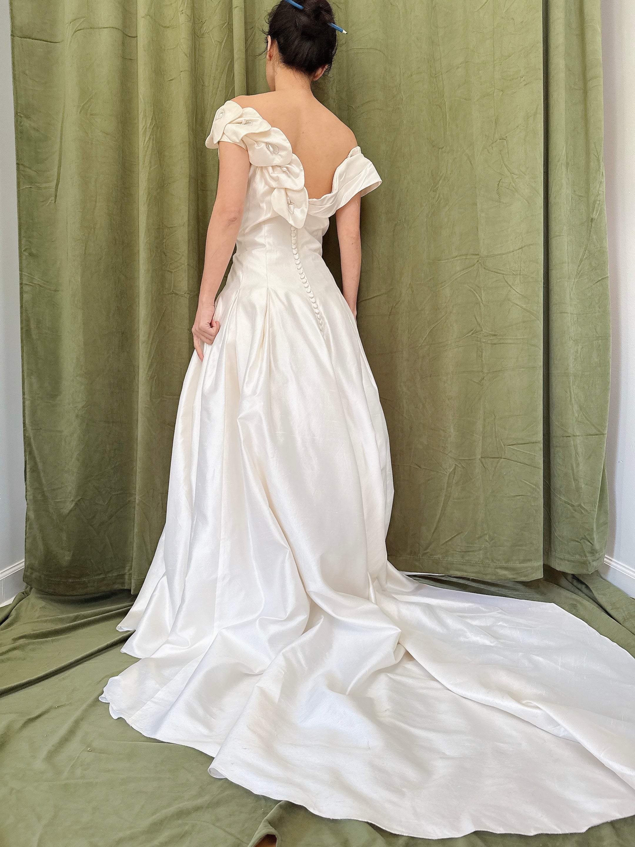 Vintage Silk Calla Lily Gown - M