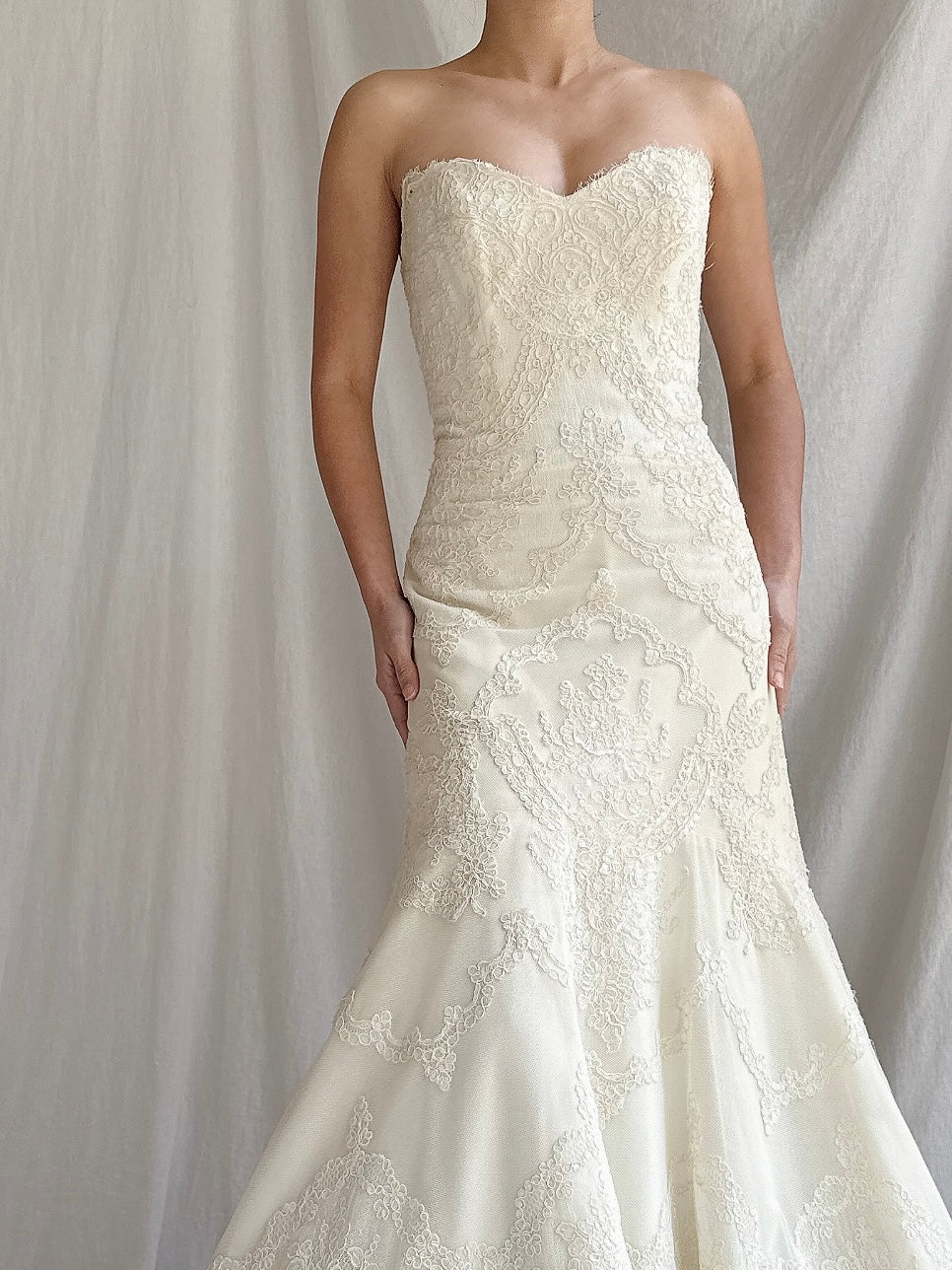 Vintage Liancarlo Couture Corded Lace Gown - S/6