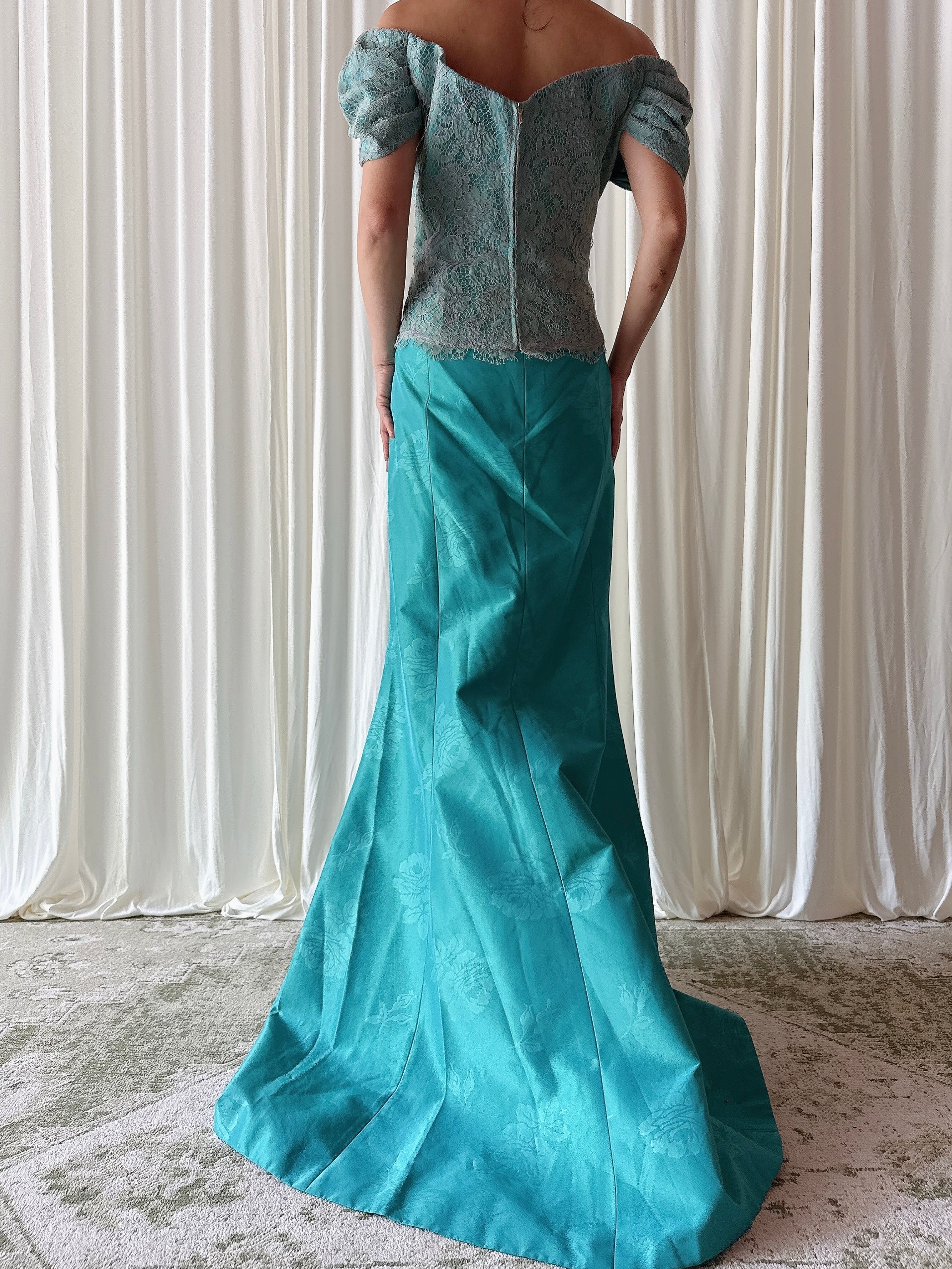 Vintage Angelita Morillo Turquoise Silk 2 Piece Set - Size 42