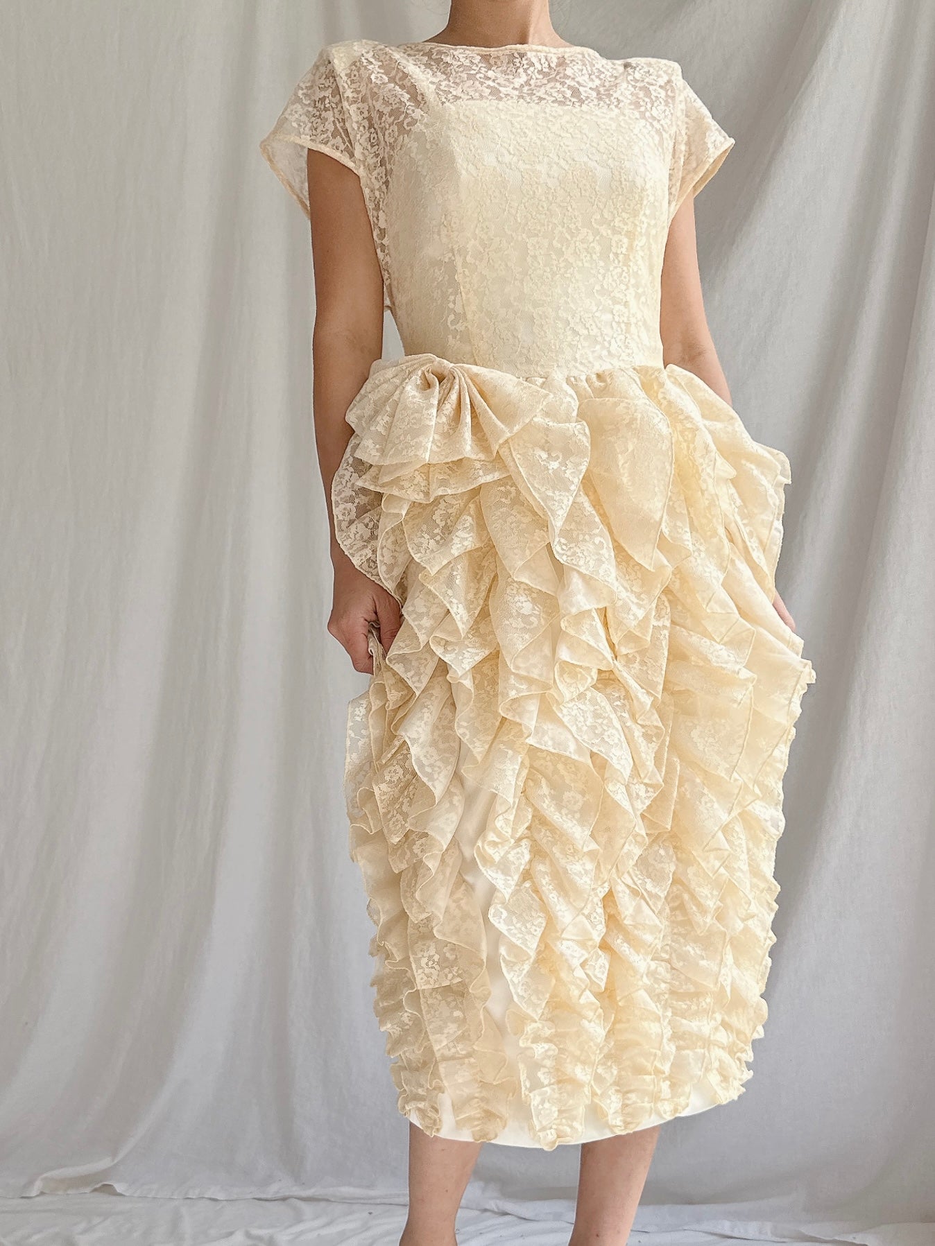 1980s Butter Yellow Lace Ruffled Dress - S
