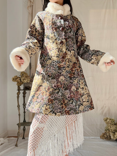 1960s Cream Tapestry Coat With Shearling Trim–S/M — La Poubelle Vintage