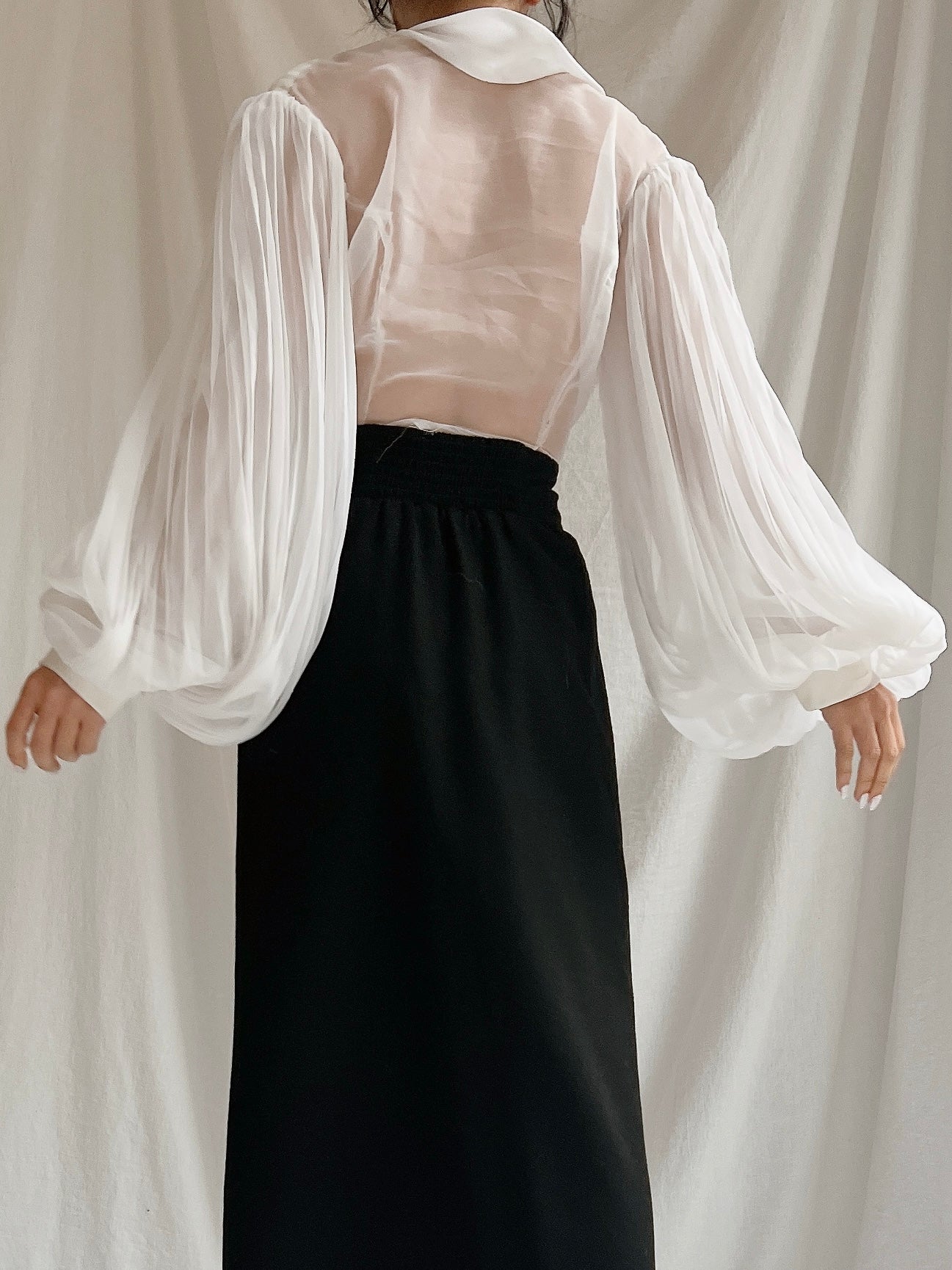 Vintage Balloon Pleated Sleeves Top - XS/S