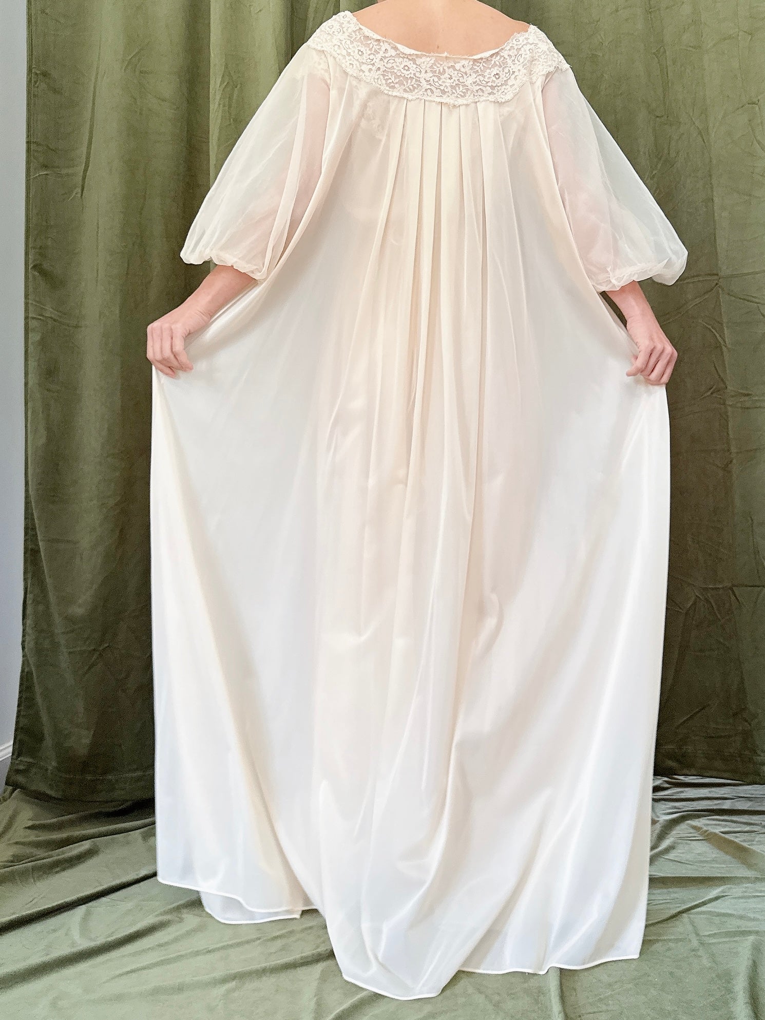 Vintage Nude Tricot 2-Piece Set - M
