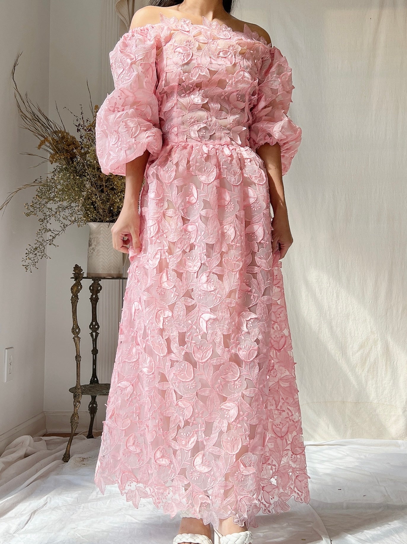 Vintage Pink Cutout Off-the-Shoulder Dress - M