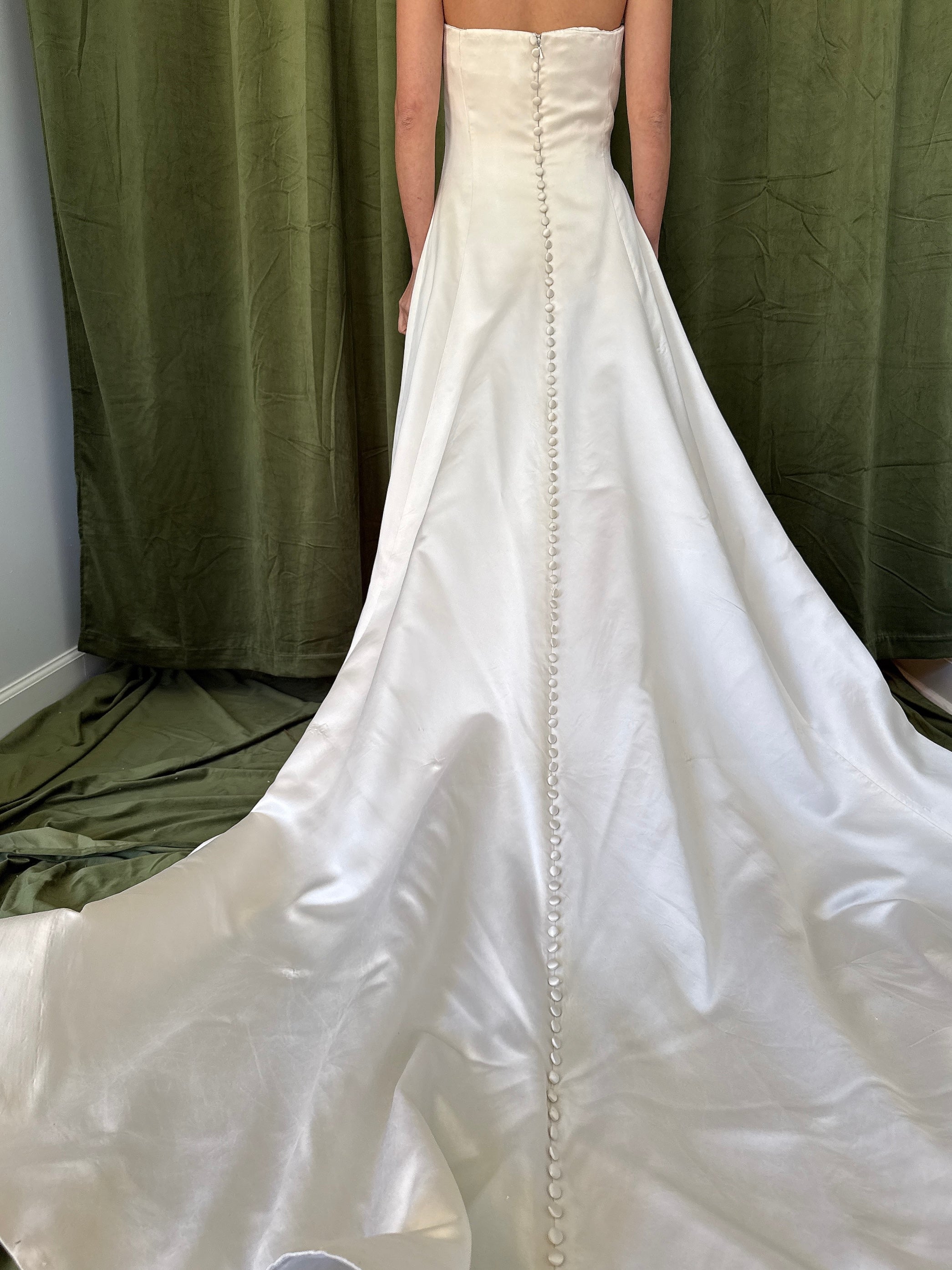 Vintage Vera Wang Silk Draped Gown - M/6