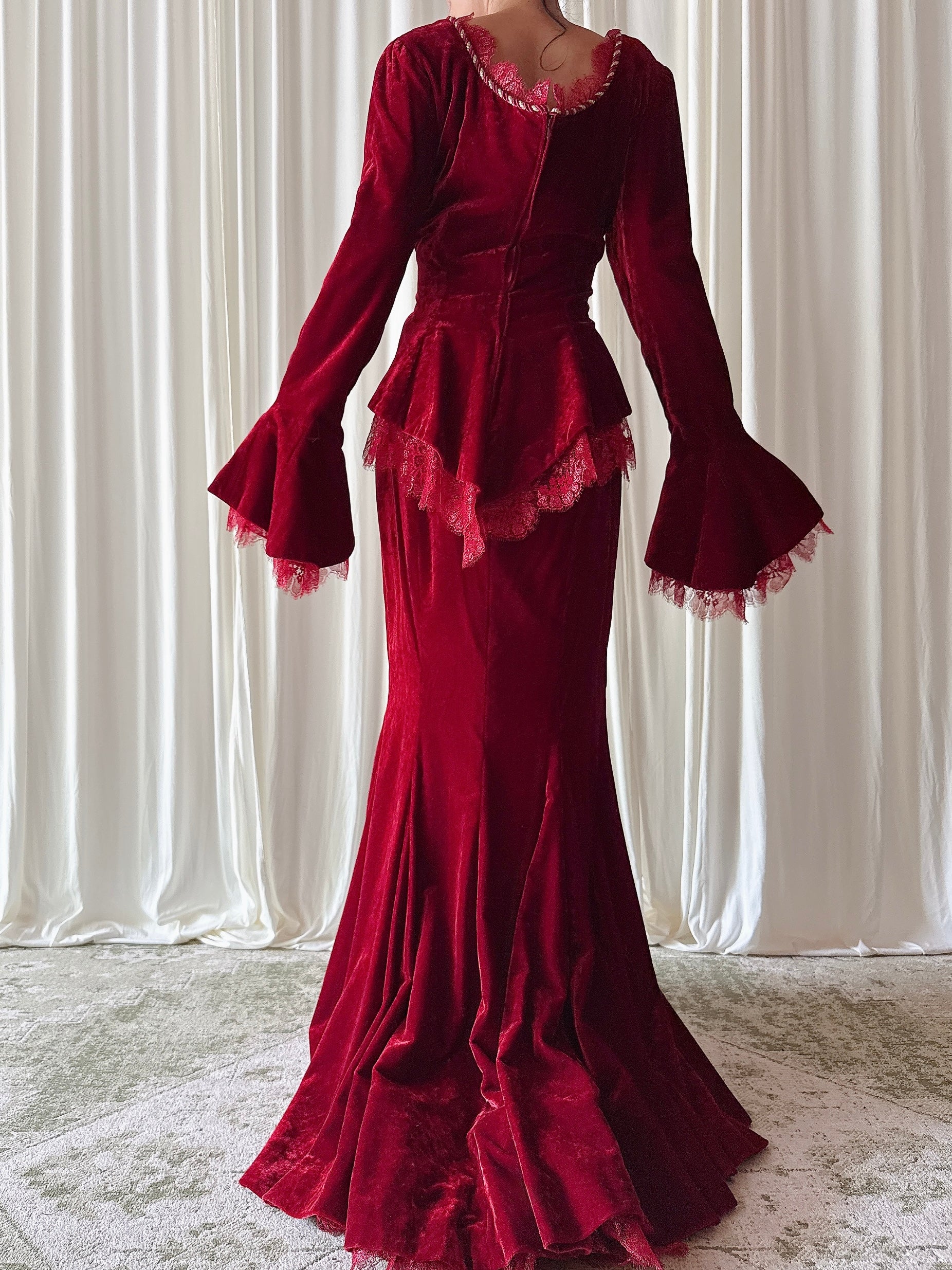 Vintage Red Velvet 2 Piece Set - 29W/38B