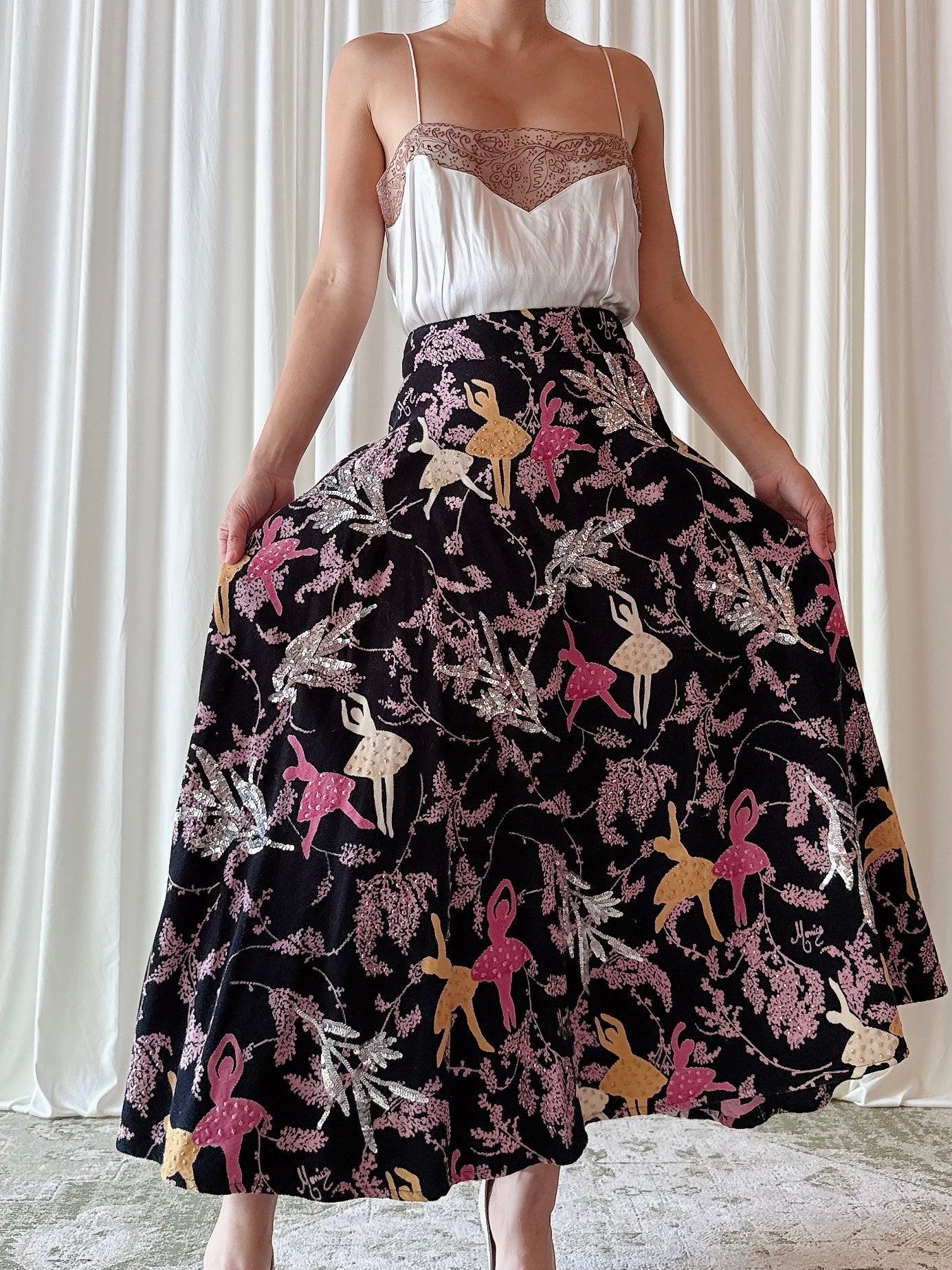 Vintage Monica Paris Velvet Ballerina Skirt - Waist 33”