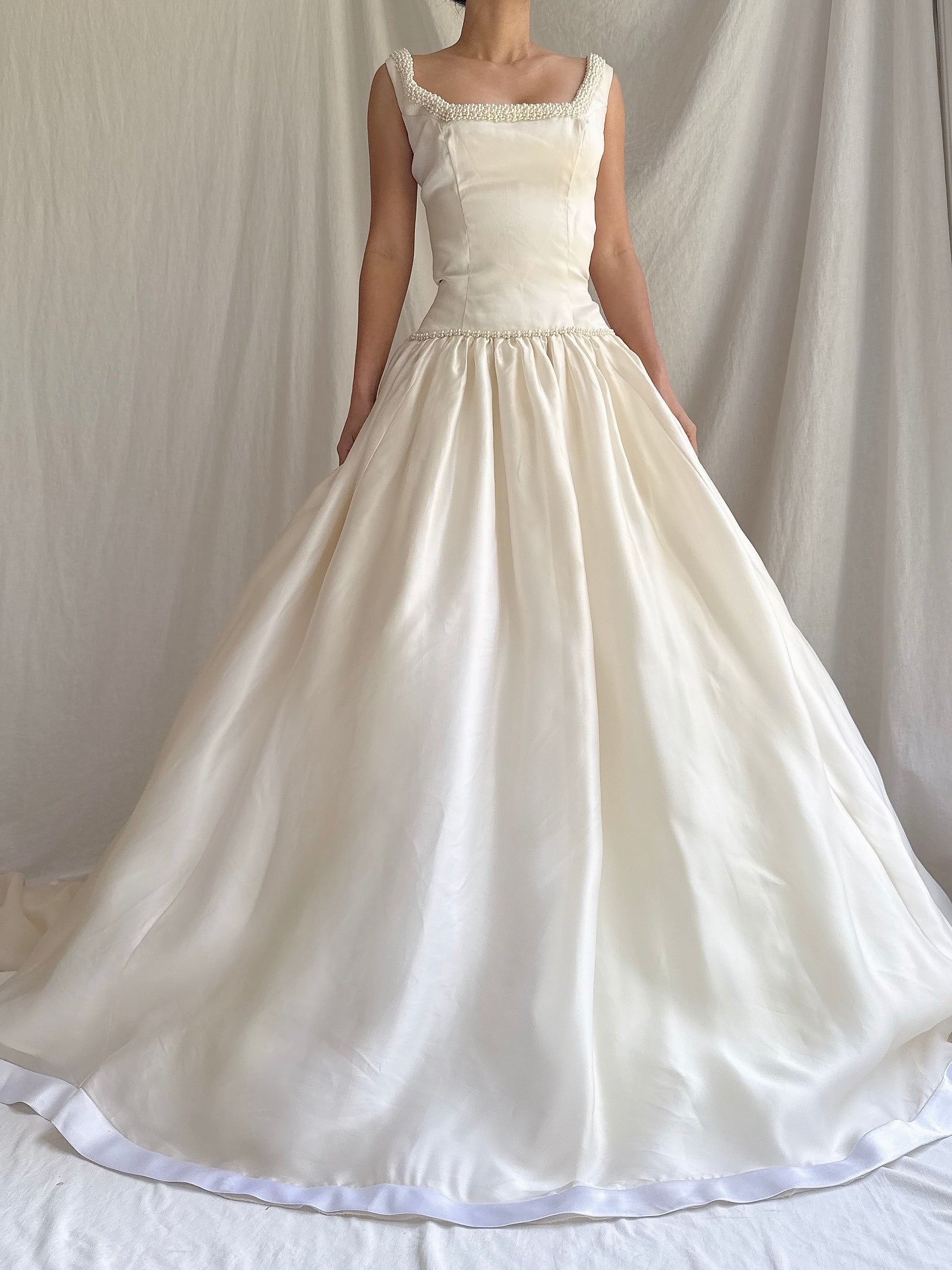Vintage Silk Organza Pearl Embelished Gown - M/8