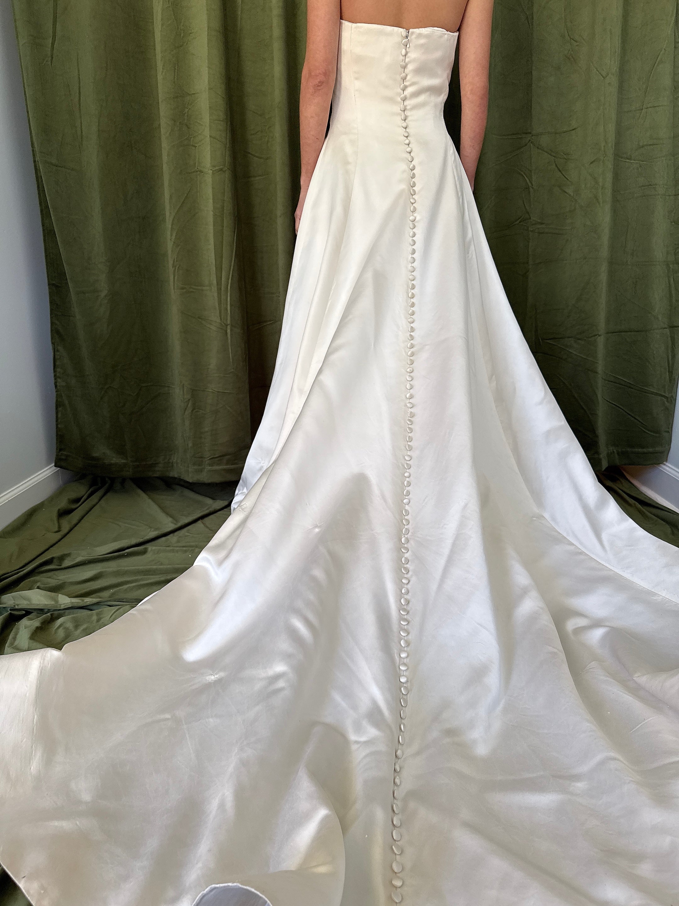 Vintage Vera Wang Silk Draped Gown - M/6