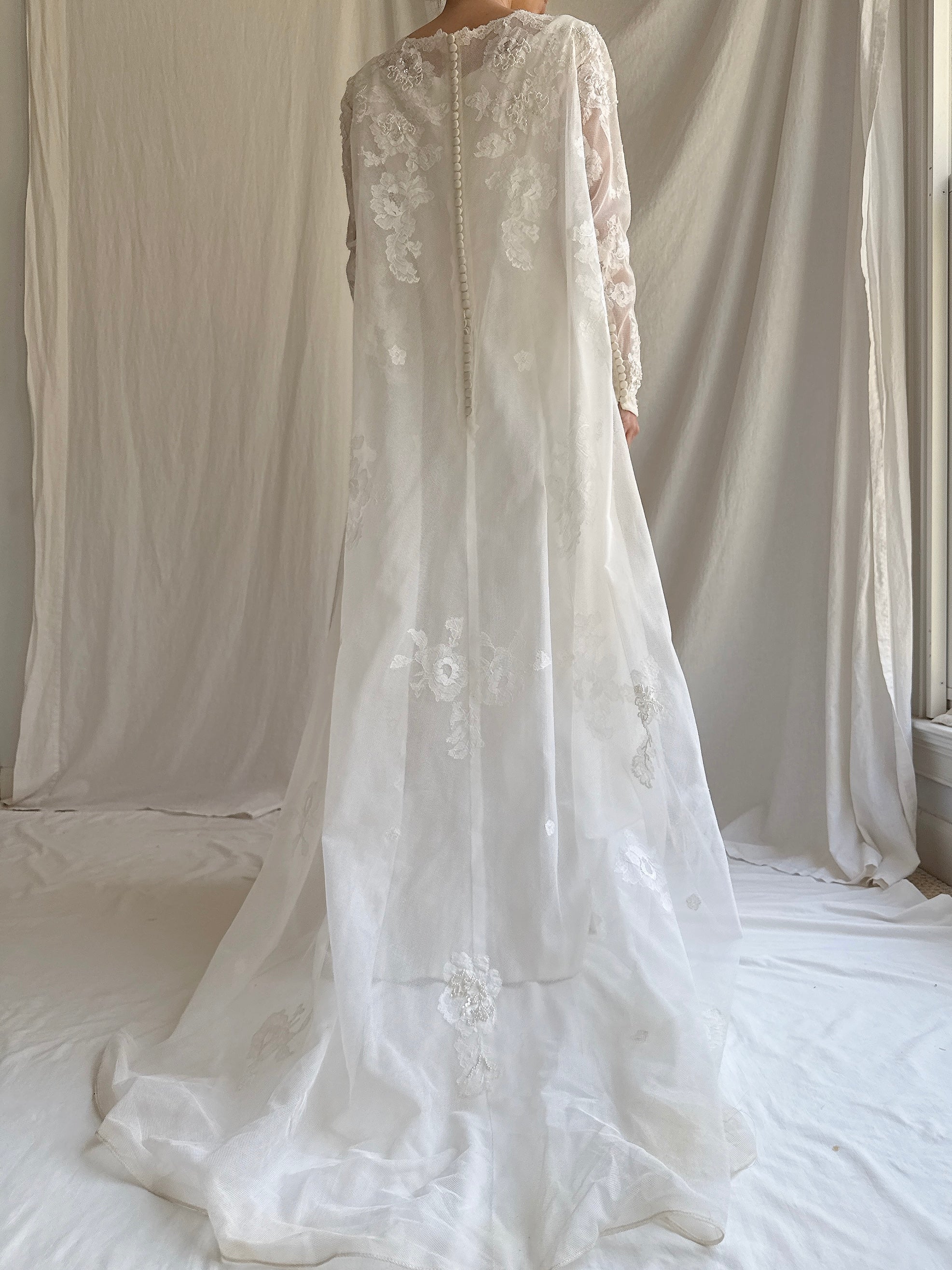 Vintage Tulle and Lace Gown - M