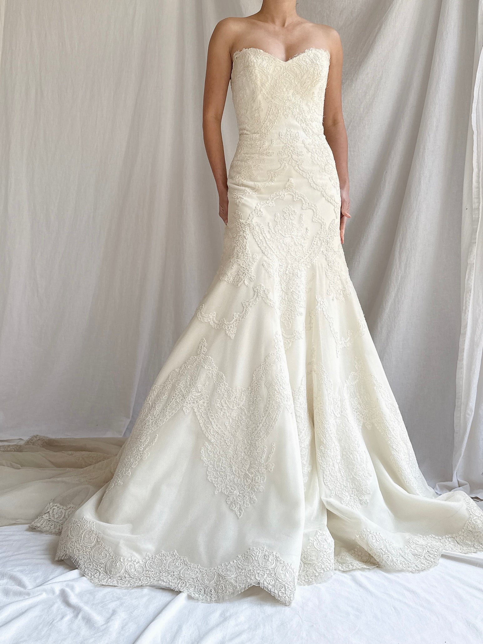 Vintage Liancarlo Couture Corded Lace Gown - S/6