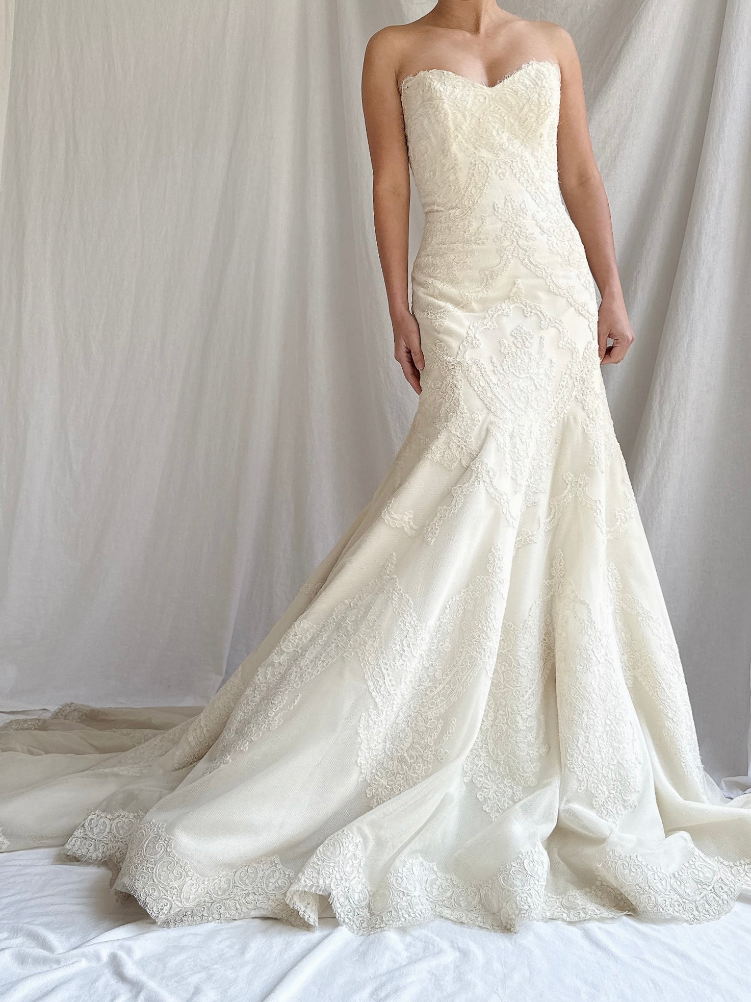 Vintage Liancarlo Couture Corded Lace Gown - S/6