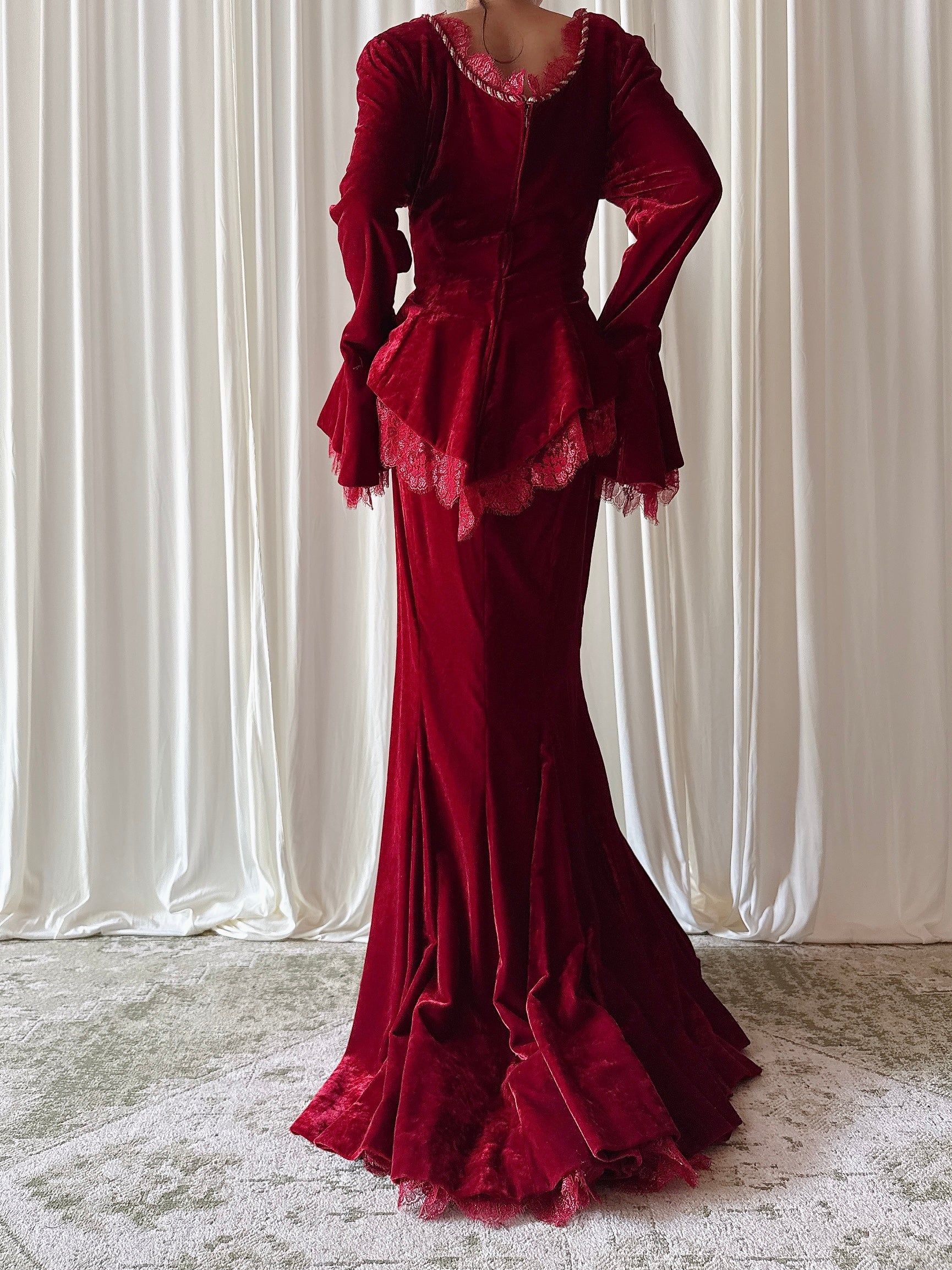 Vintage Red Velvet 2 Piece Set - 29W/38B