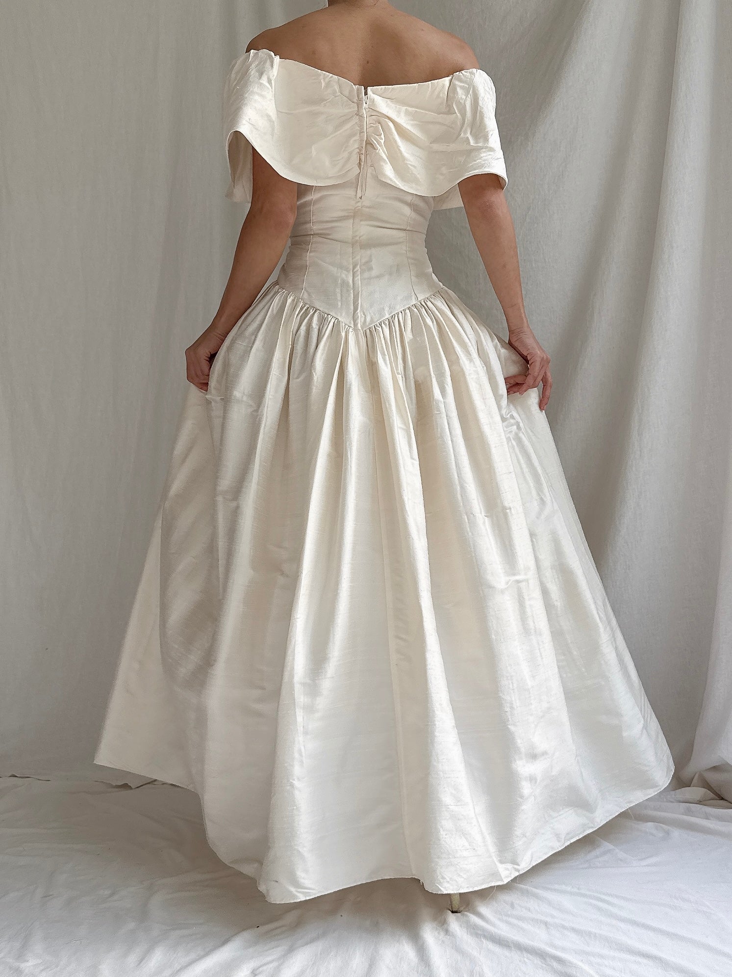 Vintage Raw Silk Tea-Length Dress - M