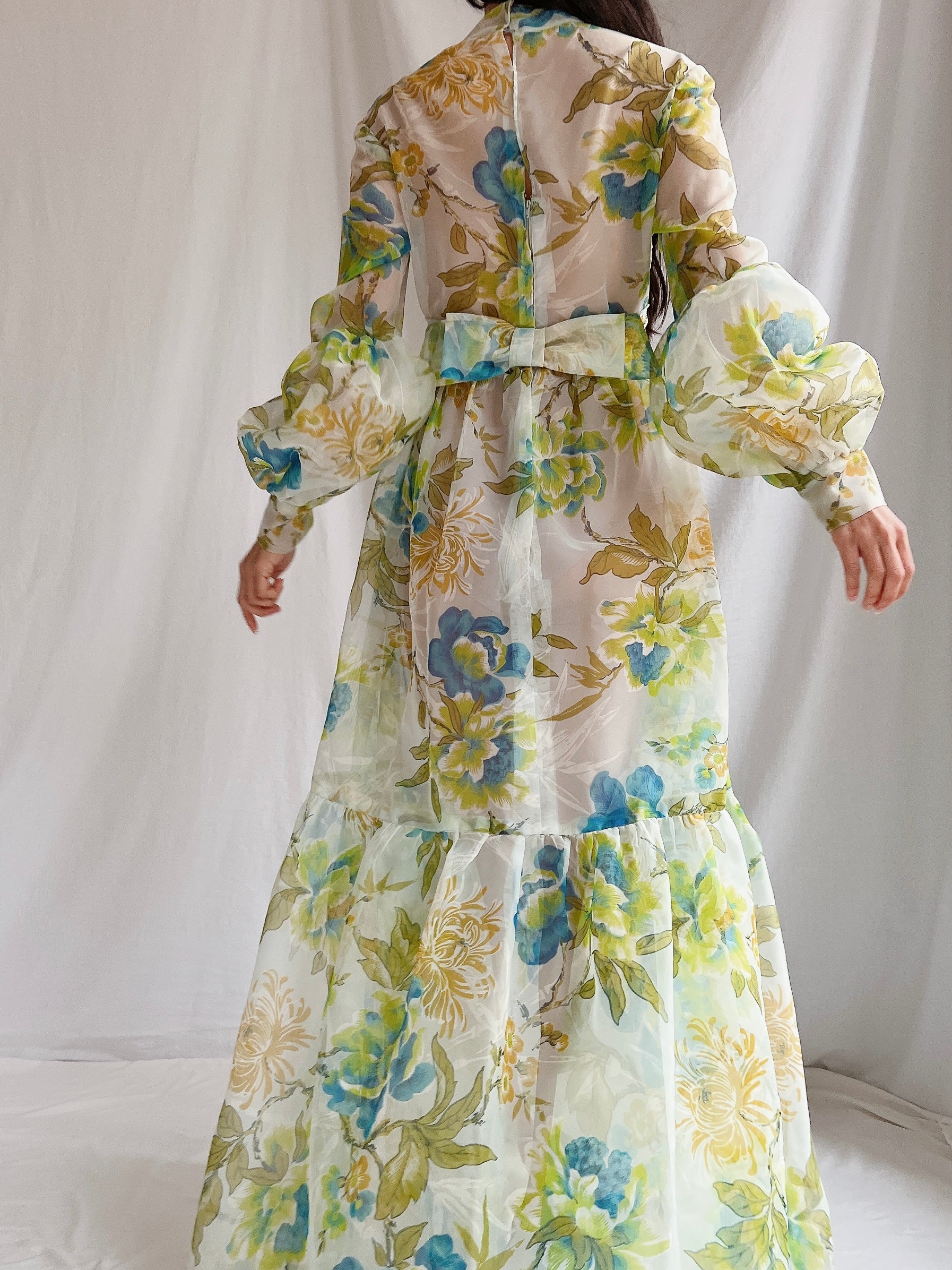 1970s Sheer Voile Puff Sleeves Gown - M