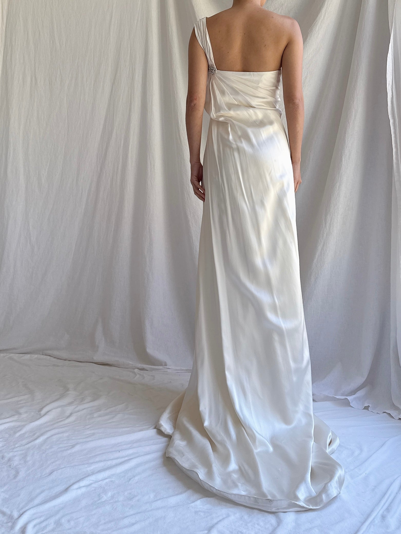 Vintage Angelina Silk One Shoulder Gown - M/8