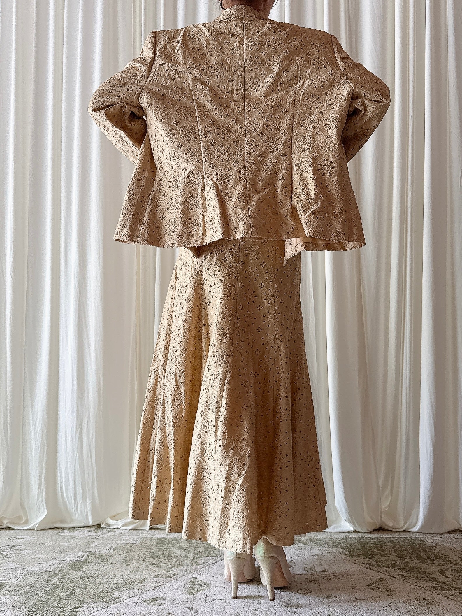 Vintage Paule Vasseur Light Gold Embroidered 4 Piece Set - Size 46