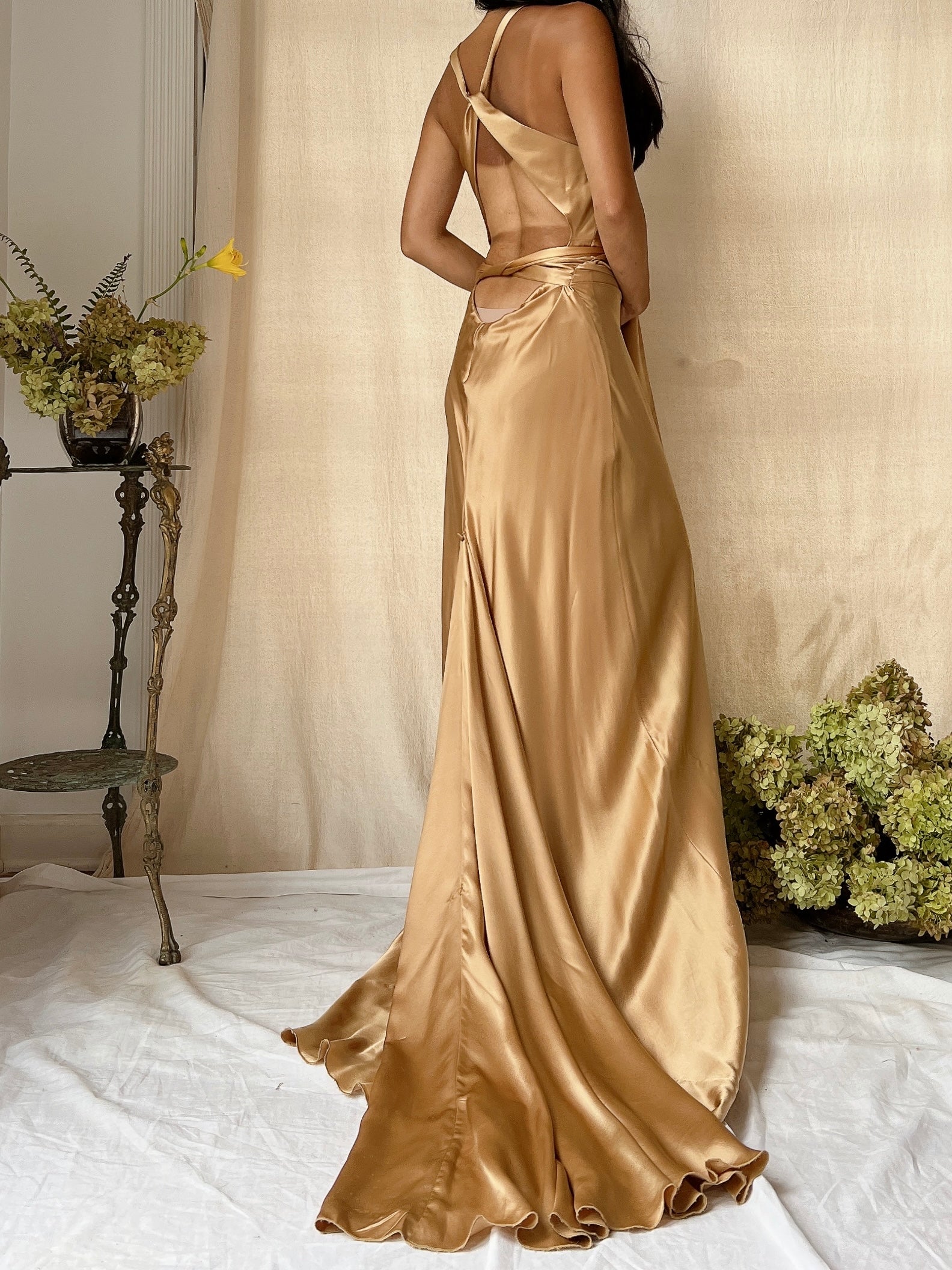 Vintage Gold Silk Bias Cut Gown - M/8