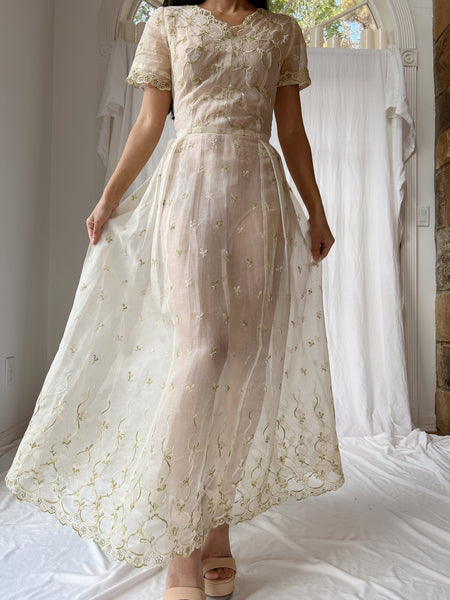 1940s Organdy Embroidered Dress - XS | G O S S A M E R