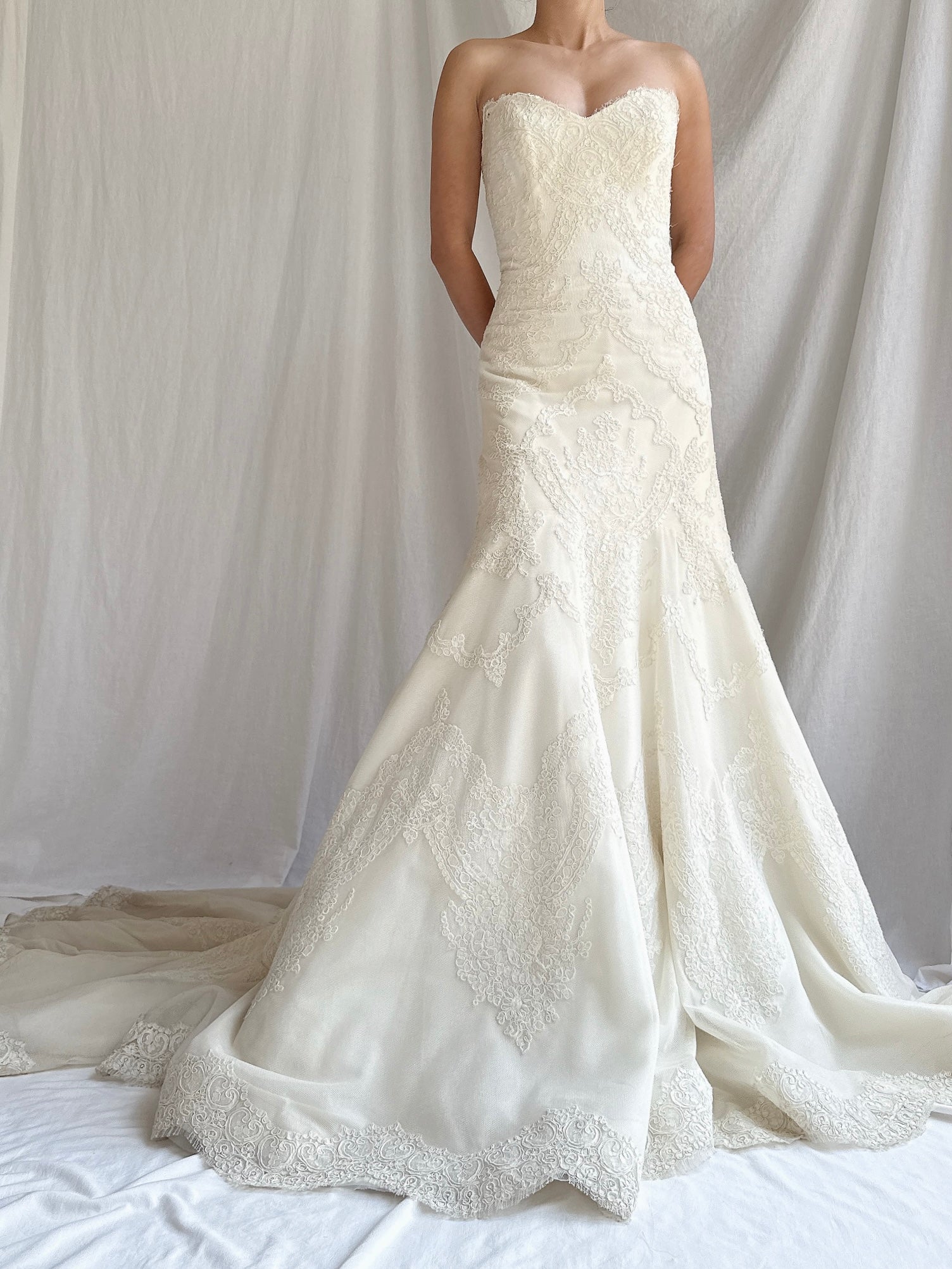 Vintage Liancarlo Couture Corded Lace Gown - S/6