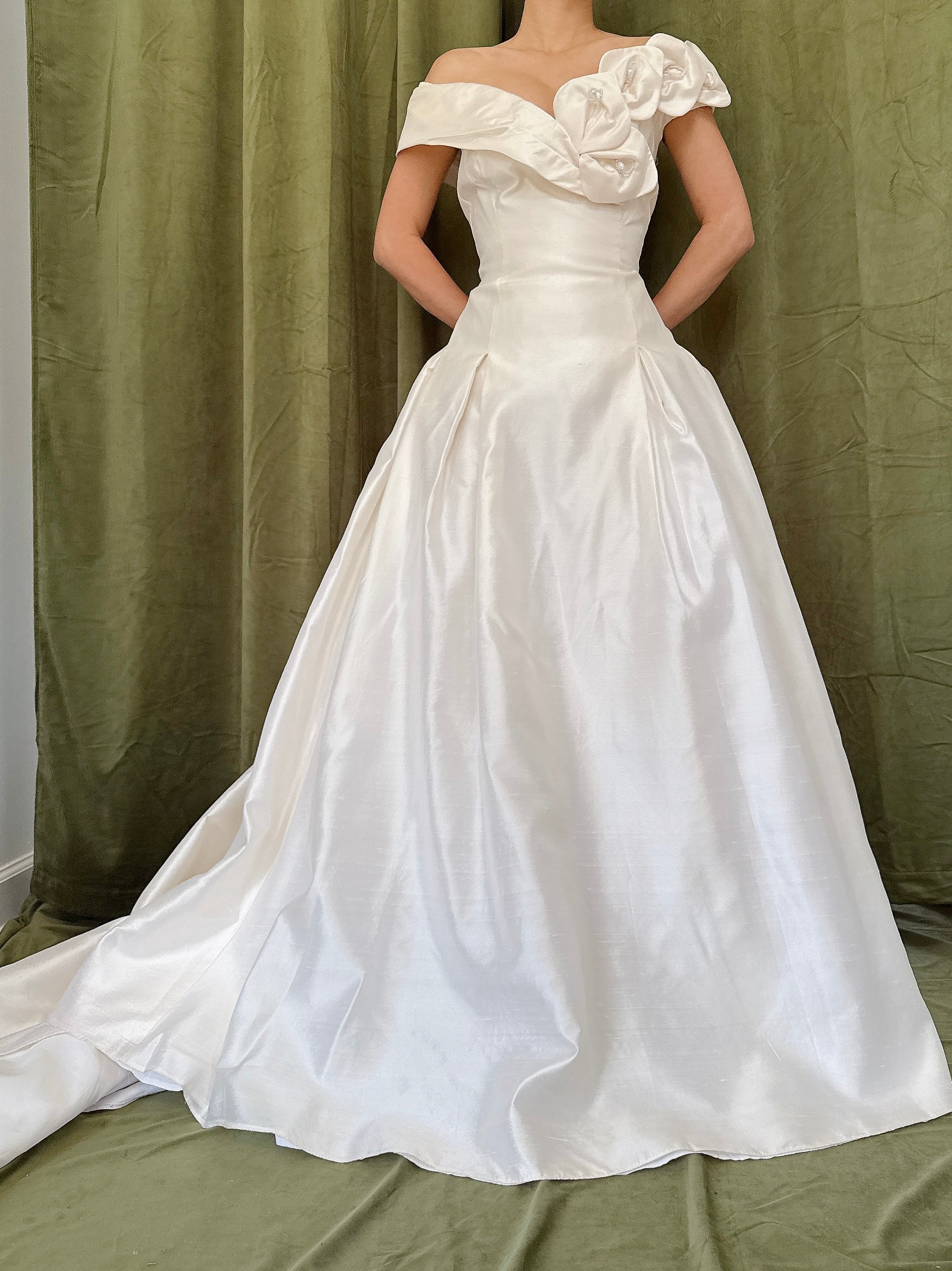 Vintage Silk Calla Lily Gown - M