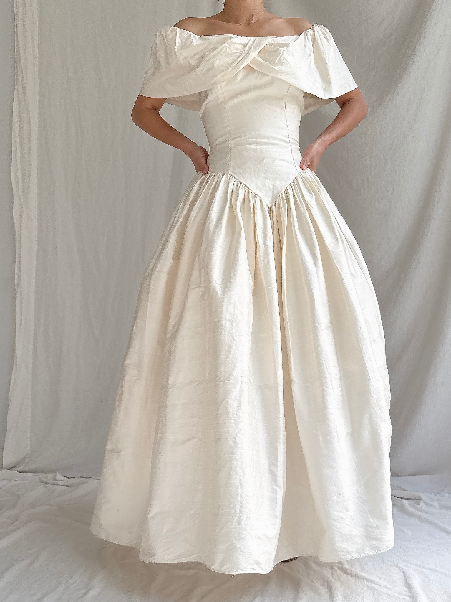 Vintage Raw Silk Tea-Length Dress - M