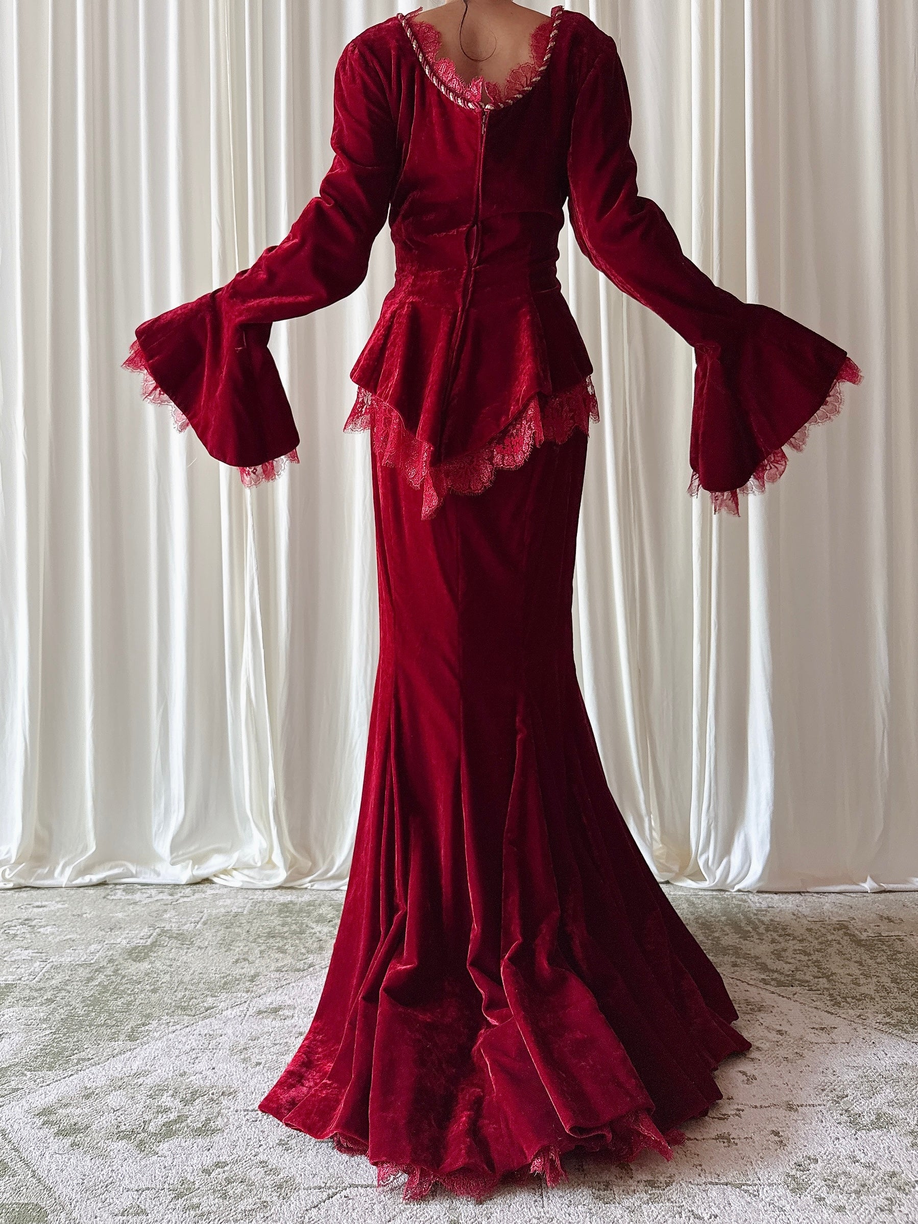 Vintage Red Velvet 2 Piece Set - 29W/38B