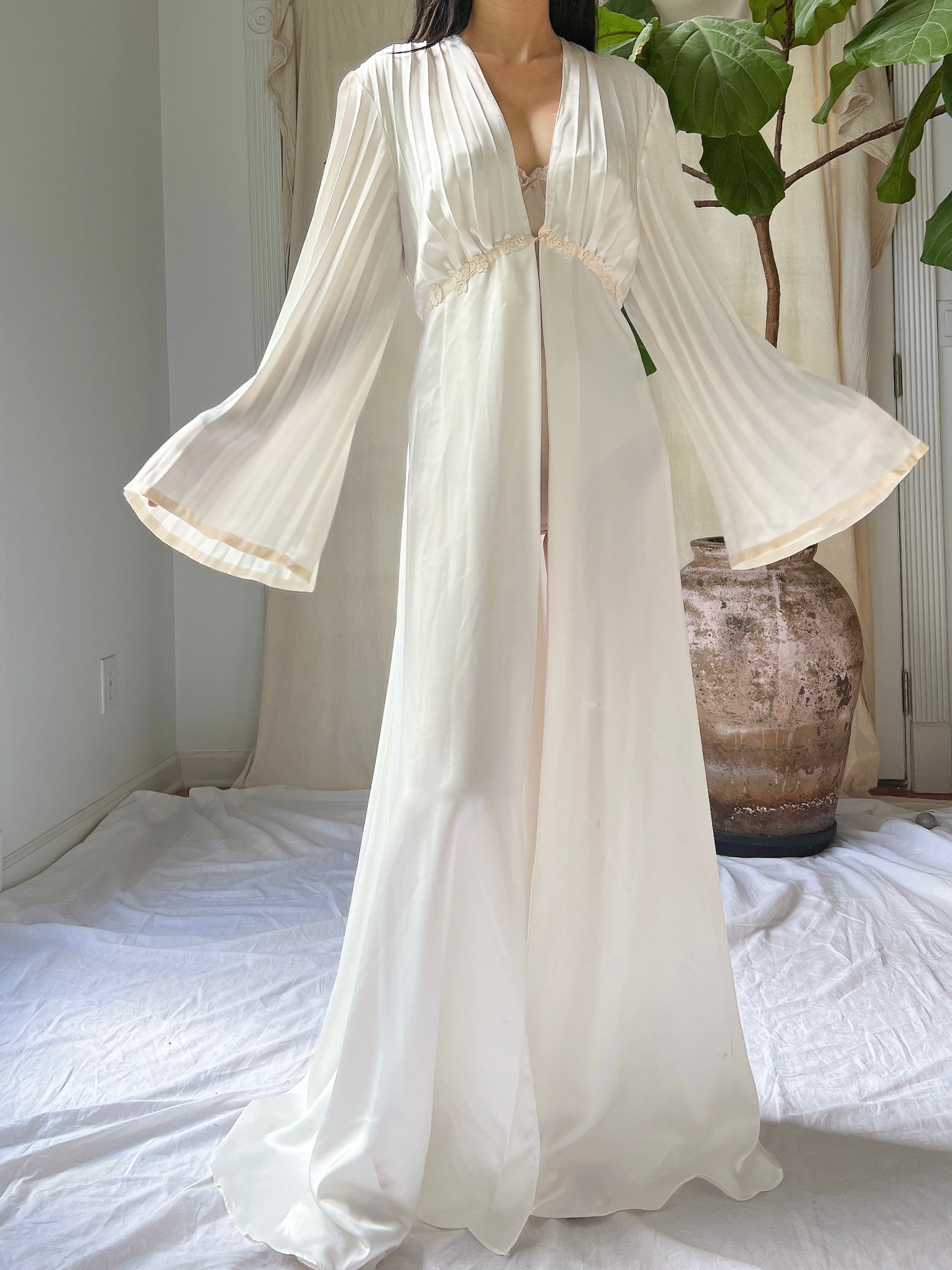 Vintage Satin Pleated Dressing Gown - S-M