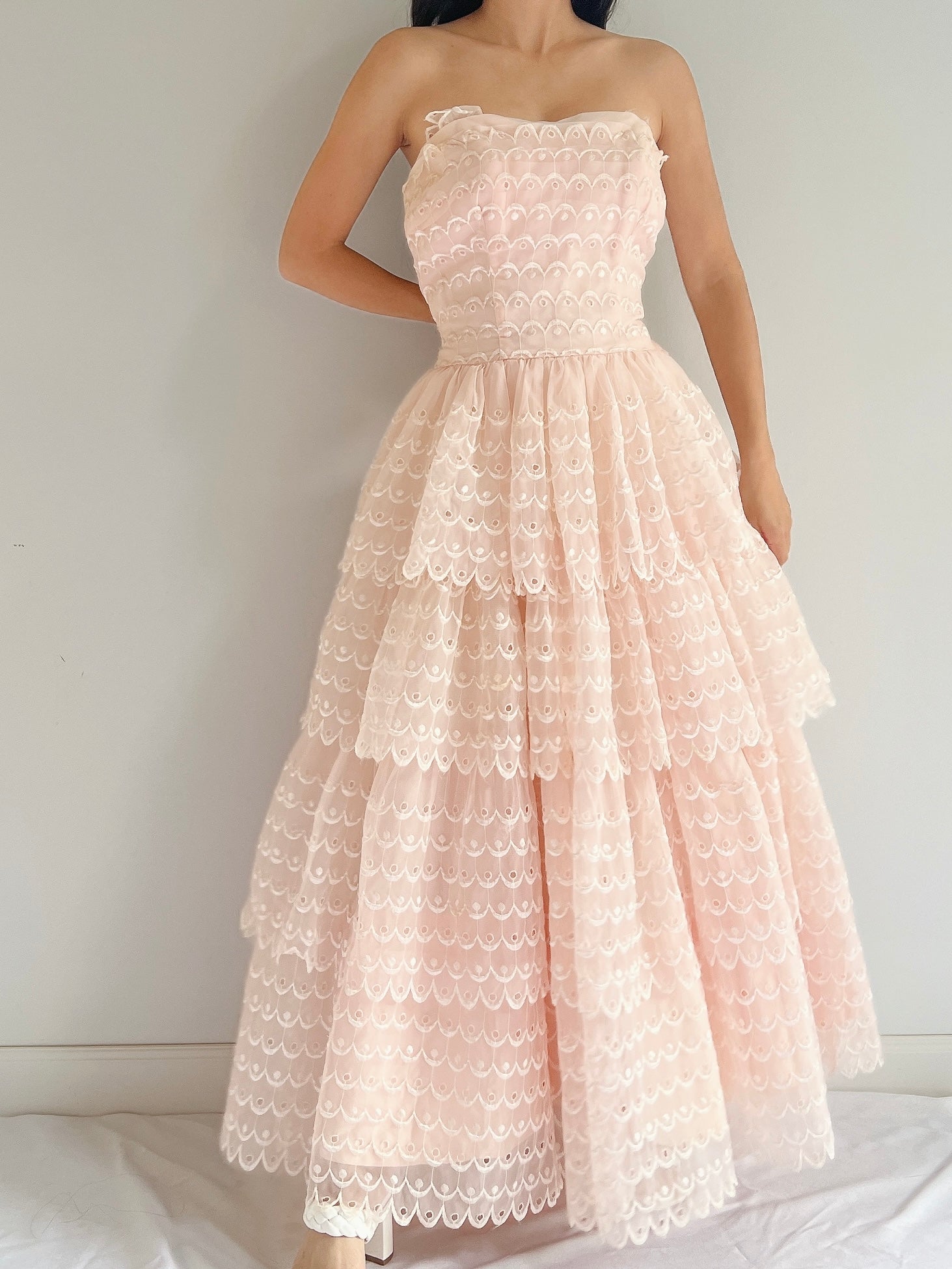 1950s Pink Tiered Embroidered Dress - S
