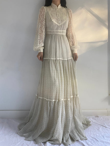 vintage lace dresses with sleeves Chic Mermaid Bateau Long Sleeve Lace Wedding Dress Rustic Vintage Brid   SELINADRESS