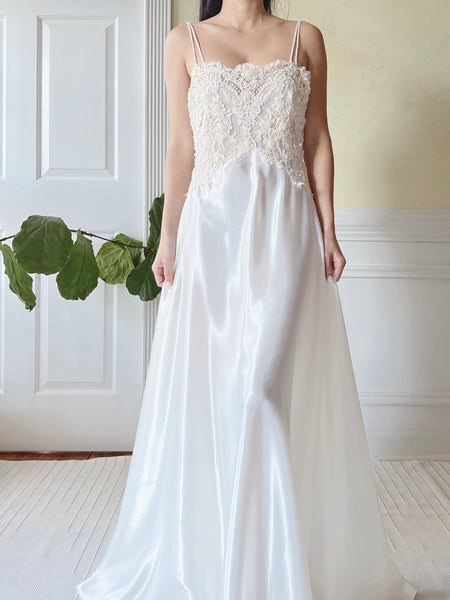 Ivory Corded Lace Alice