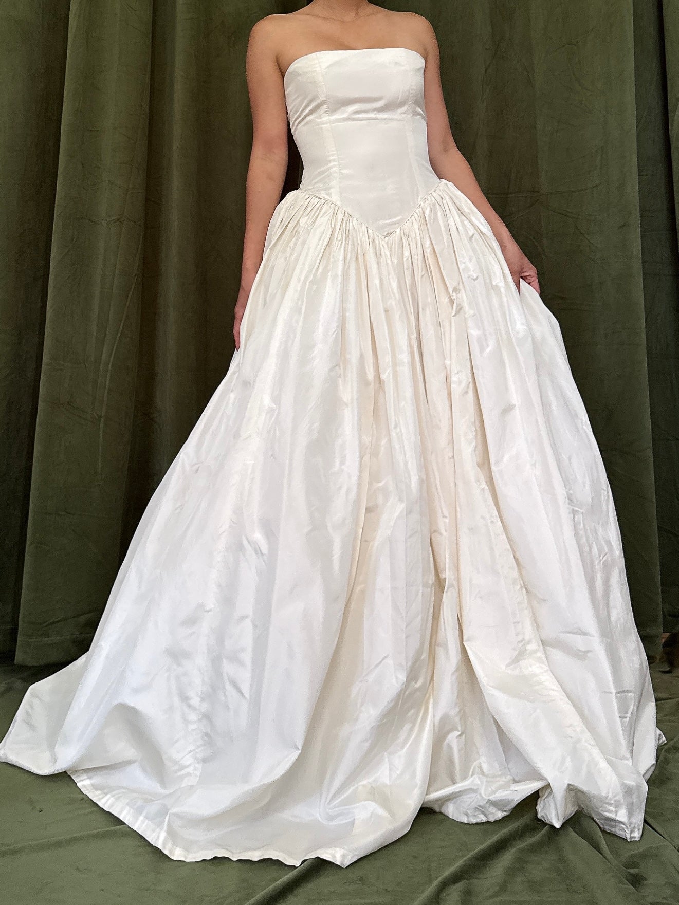 1990s Karen Reilly UK Silk Strapless Gown - 33B/26W/free hips/55L
