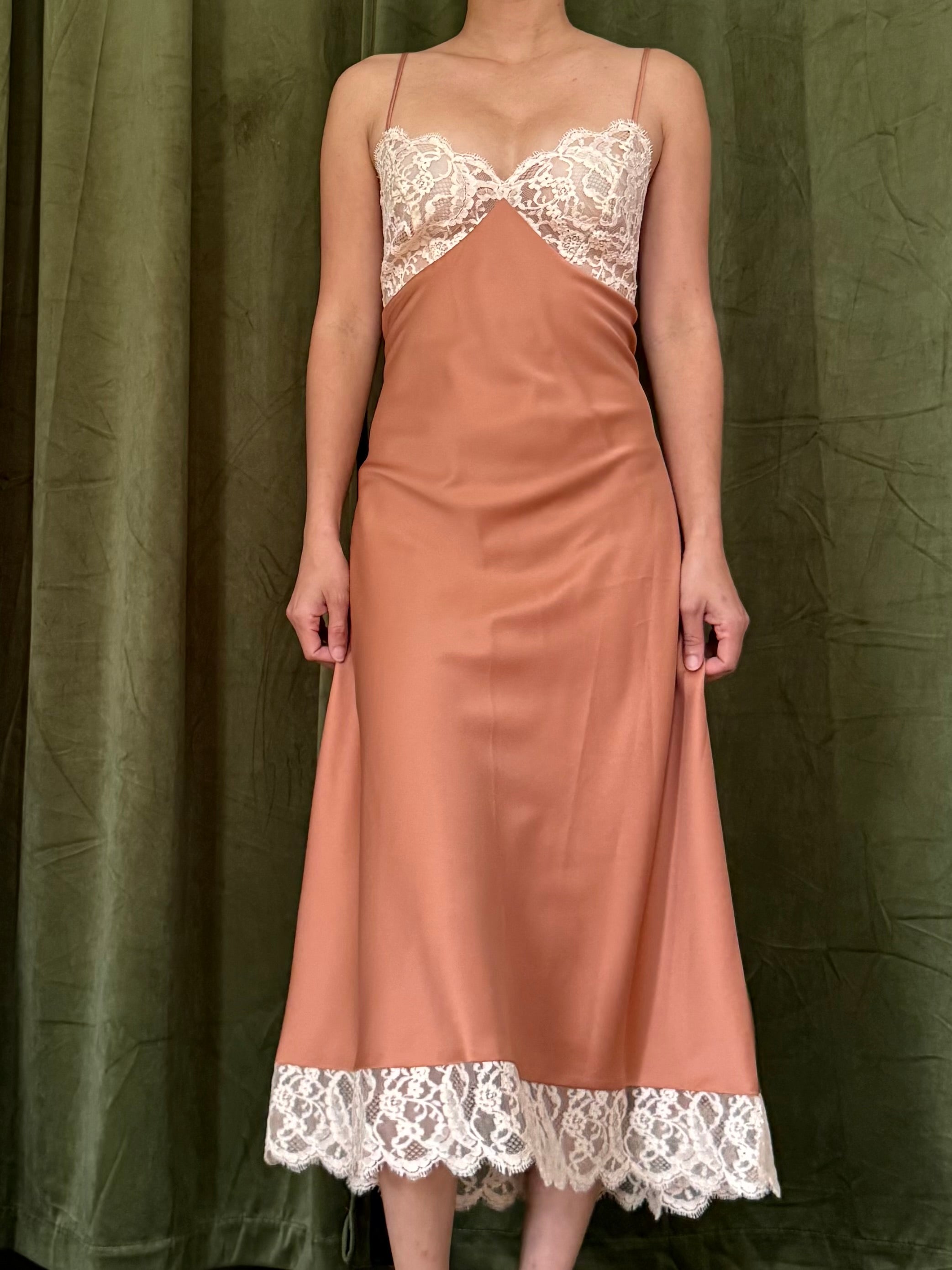 Vintage Rust Slip - M