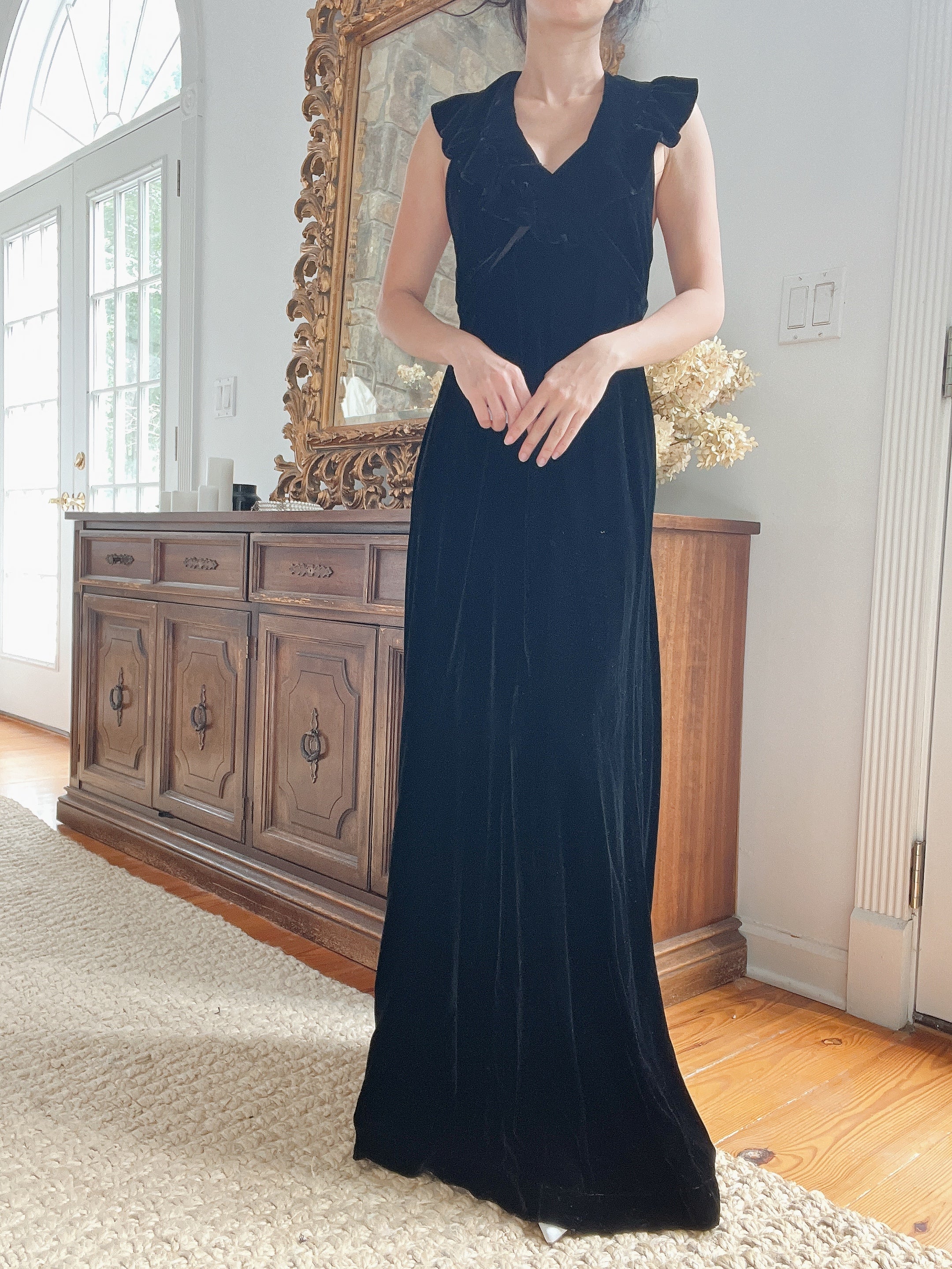 1940s Black Velvet Gown - XXS