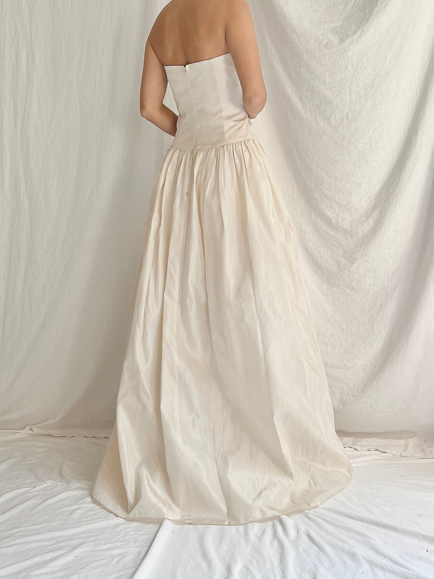 Reserved Vintage Beige Taffeta Strapless Gown - S/M/6 “RESERVED”