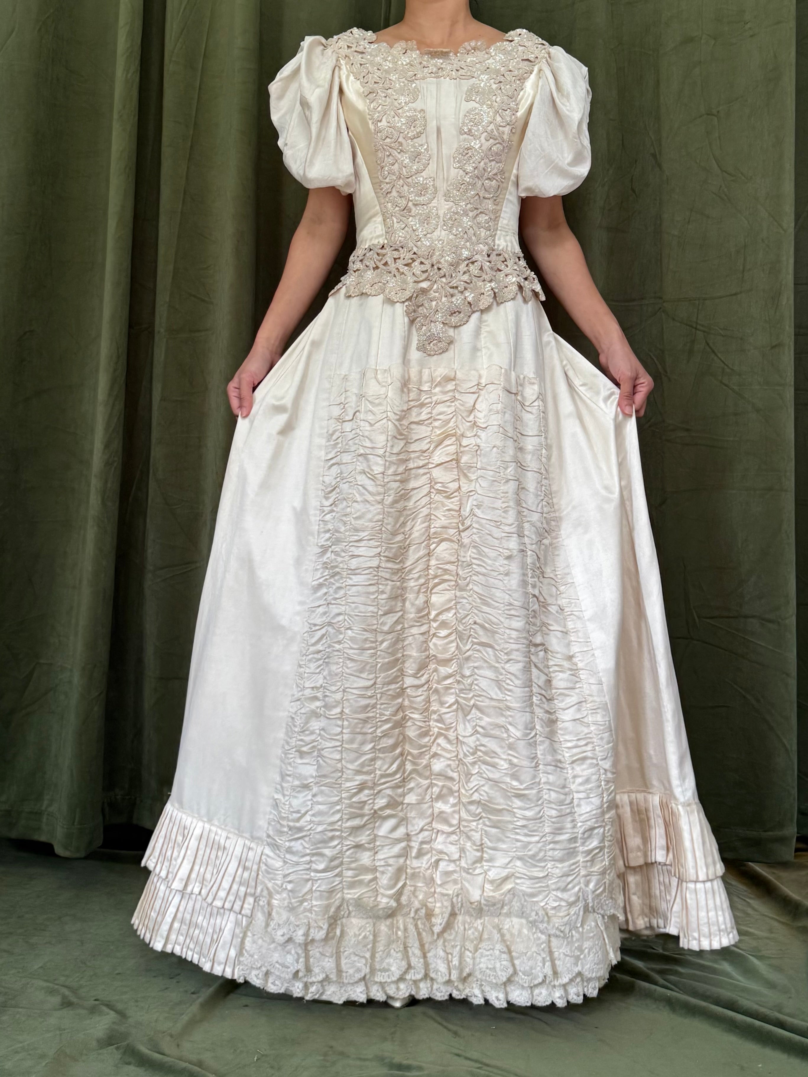 Antique Silk 2-Piece Ensemble - XS/S