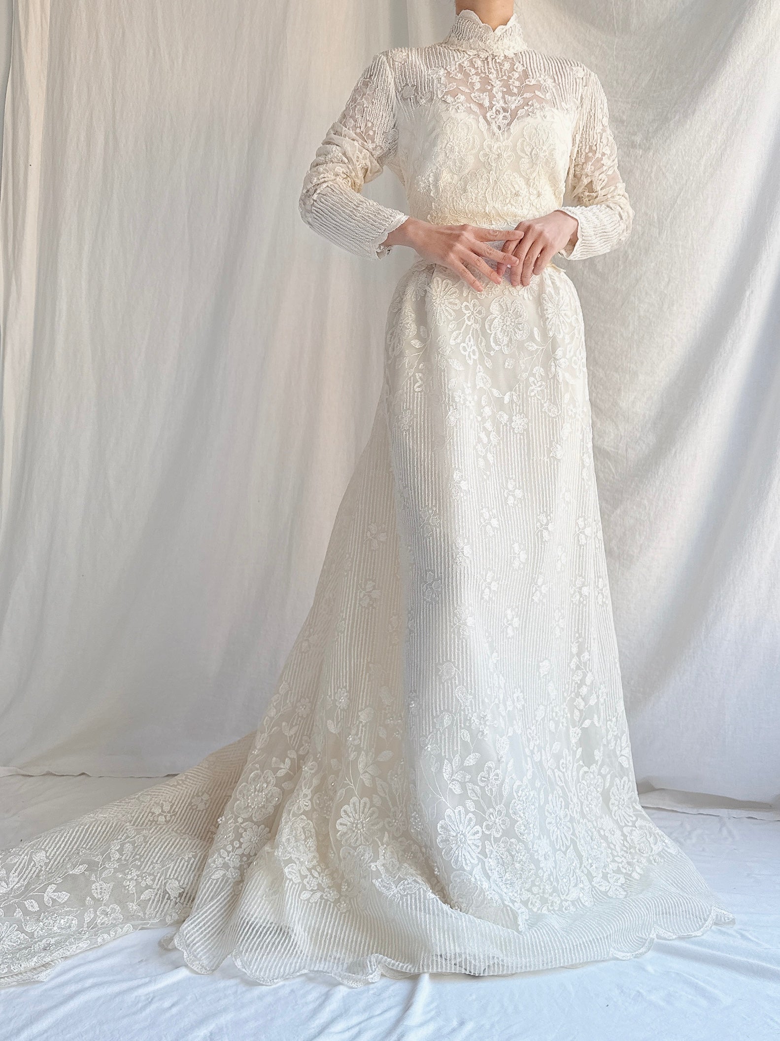 Vintage Embroidered Beaded Lace Gown - S