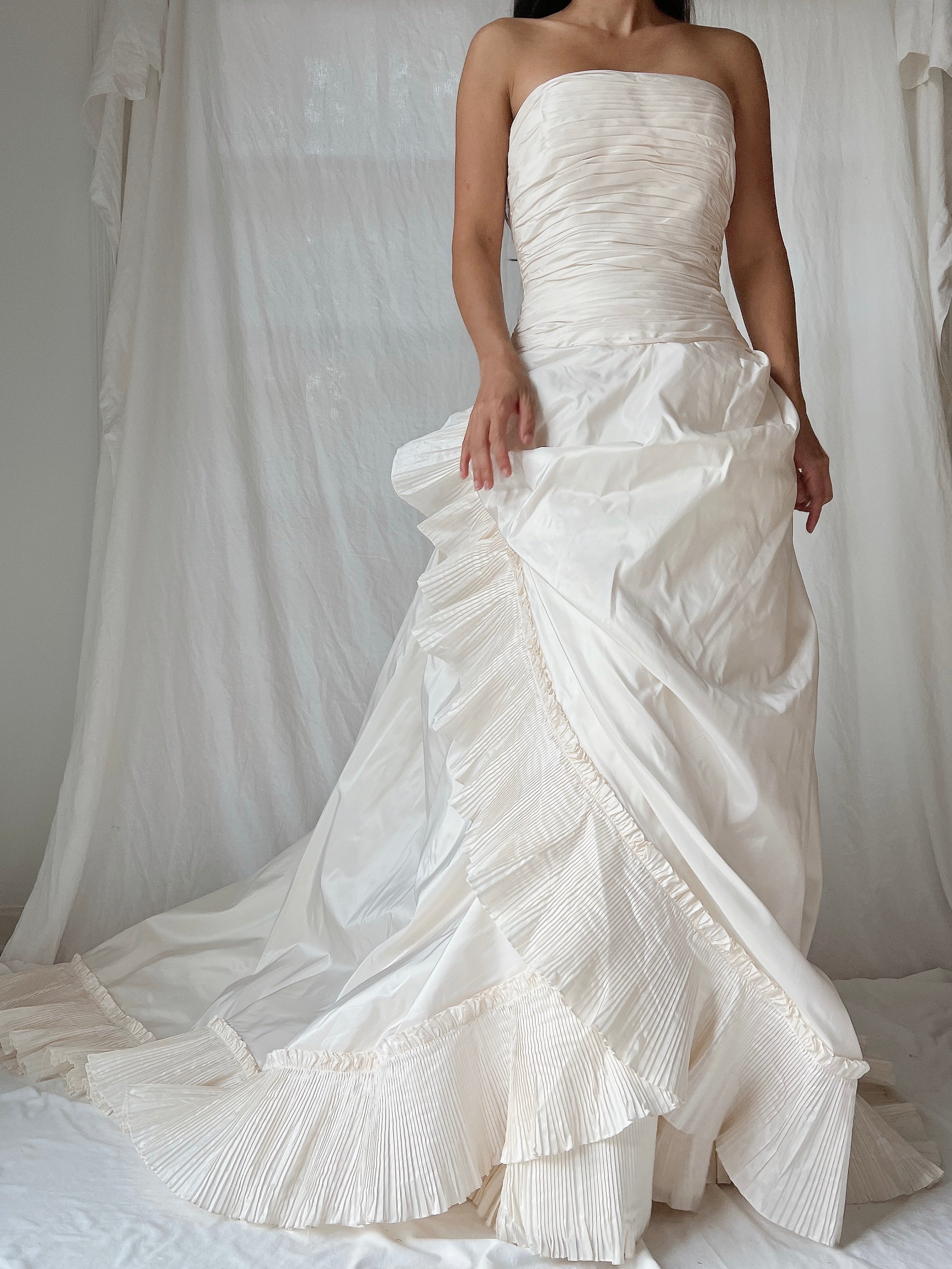 vintage oscar de la renta wedding dress Vintage Oscar De La Renta - XS/2