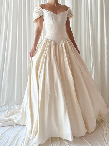 Vintage Raw Silk Basque Waist Gown - M/6