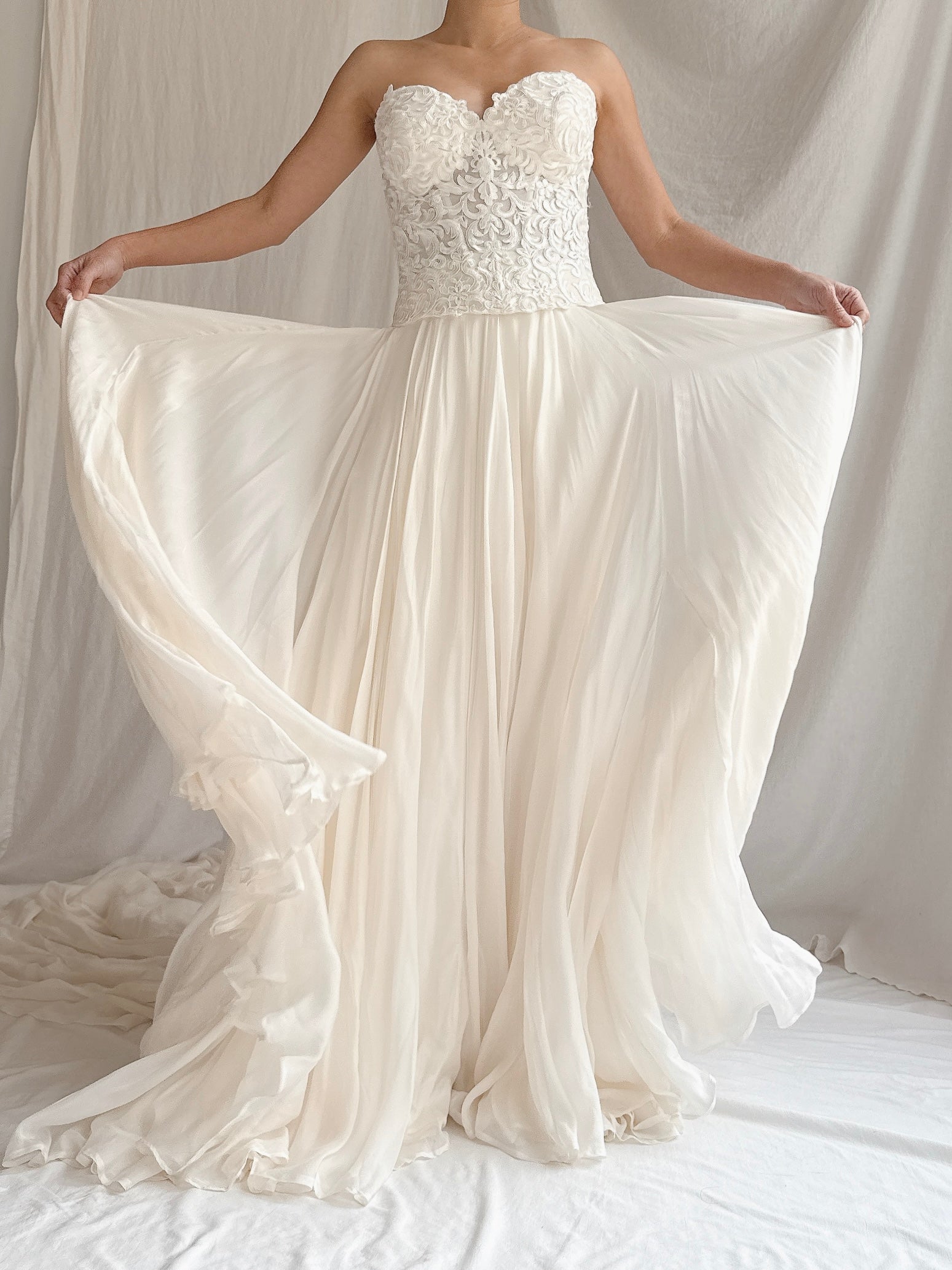 00 Martina Liana 2-Piece Silk Set - M/8