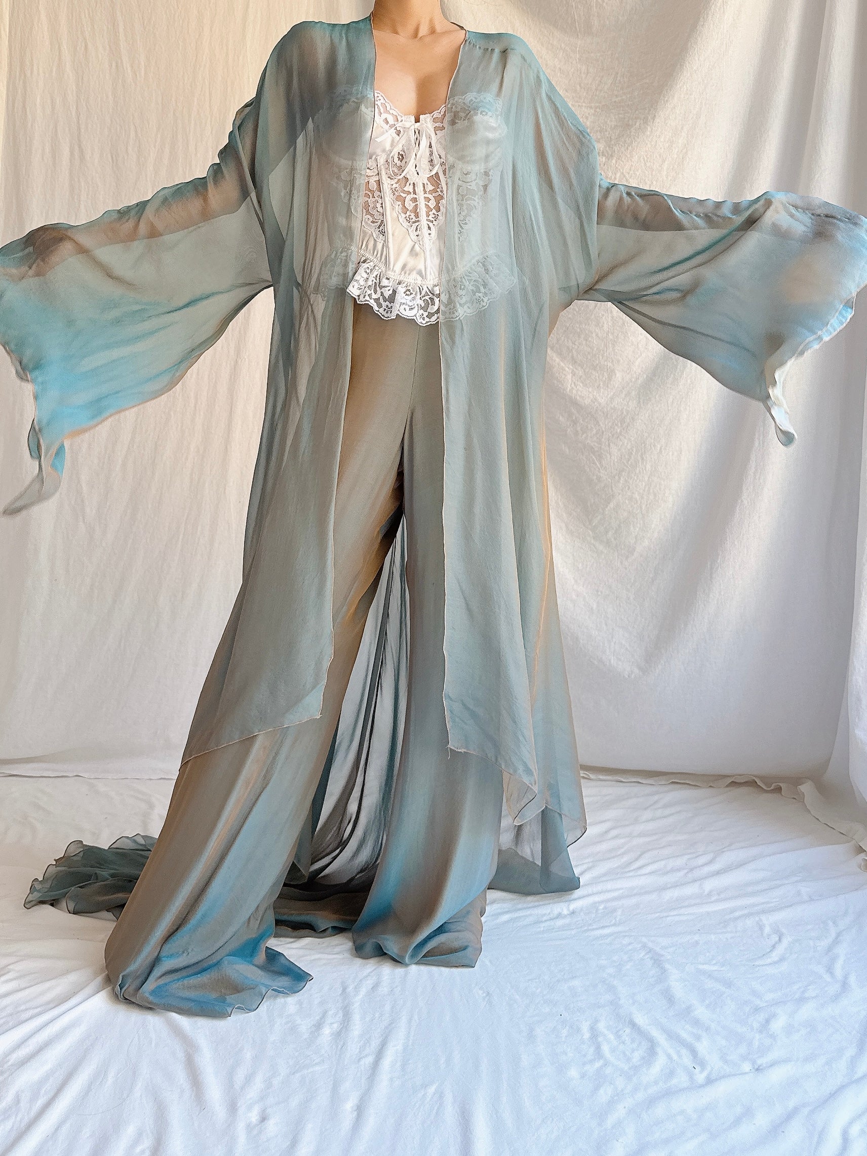 Vintage Silk Iridescent Set - OSFM