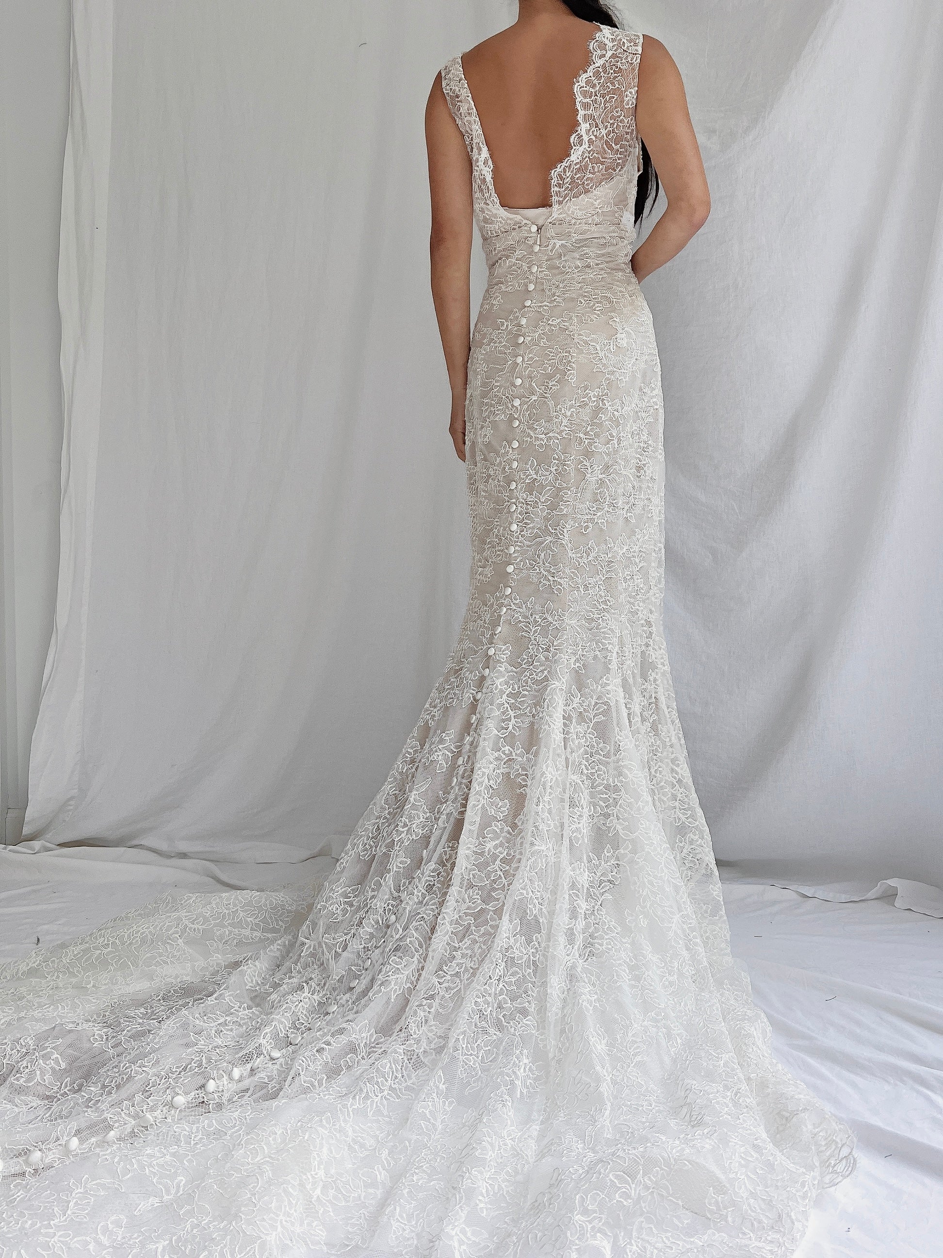 Liancarlo Nude/Ivory Lace Gown - 6