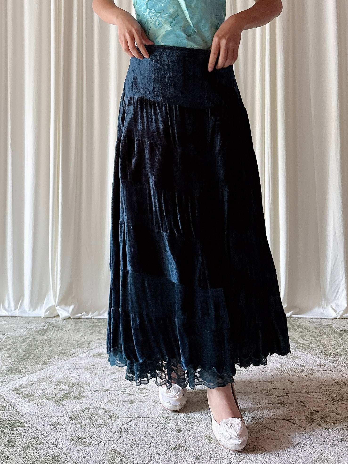 Vintage Serena Kay Blue Velvet Skirt - Waist 27”