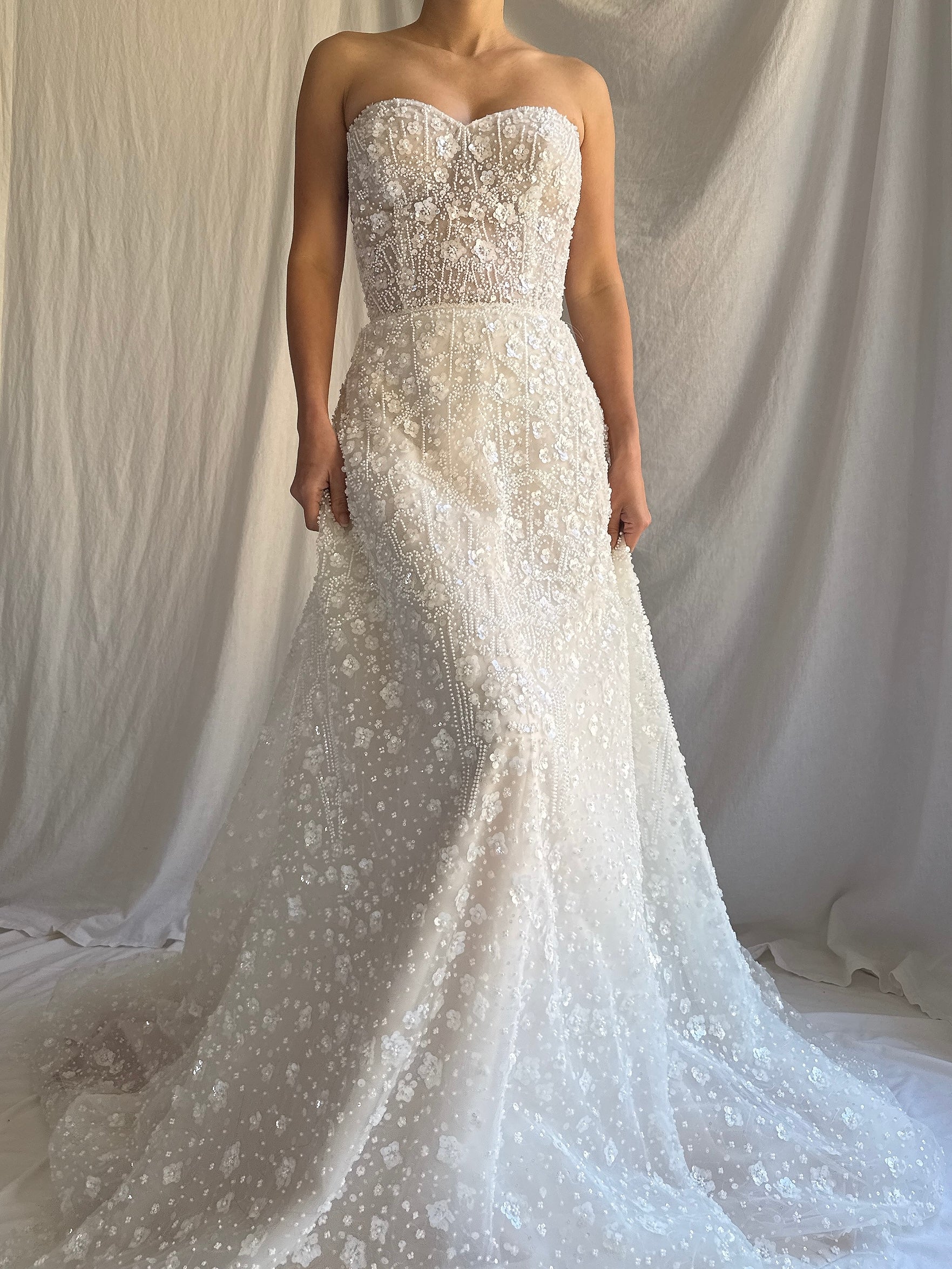 Beaded Embelished Tulle Gown - S/4