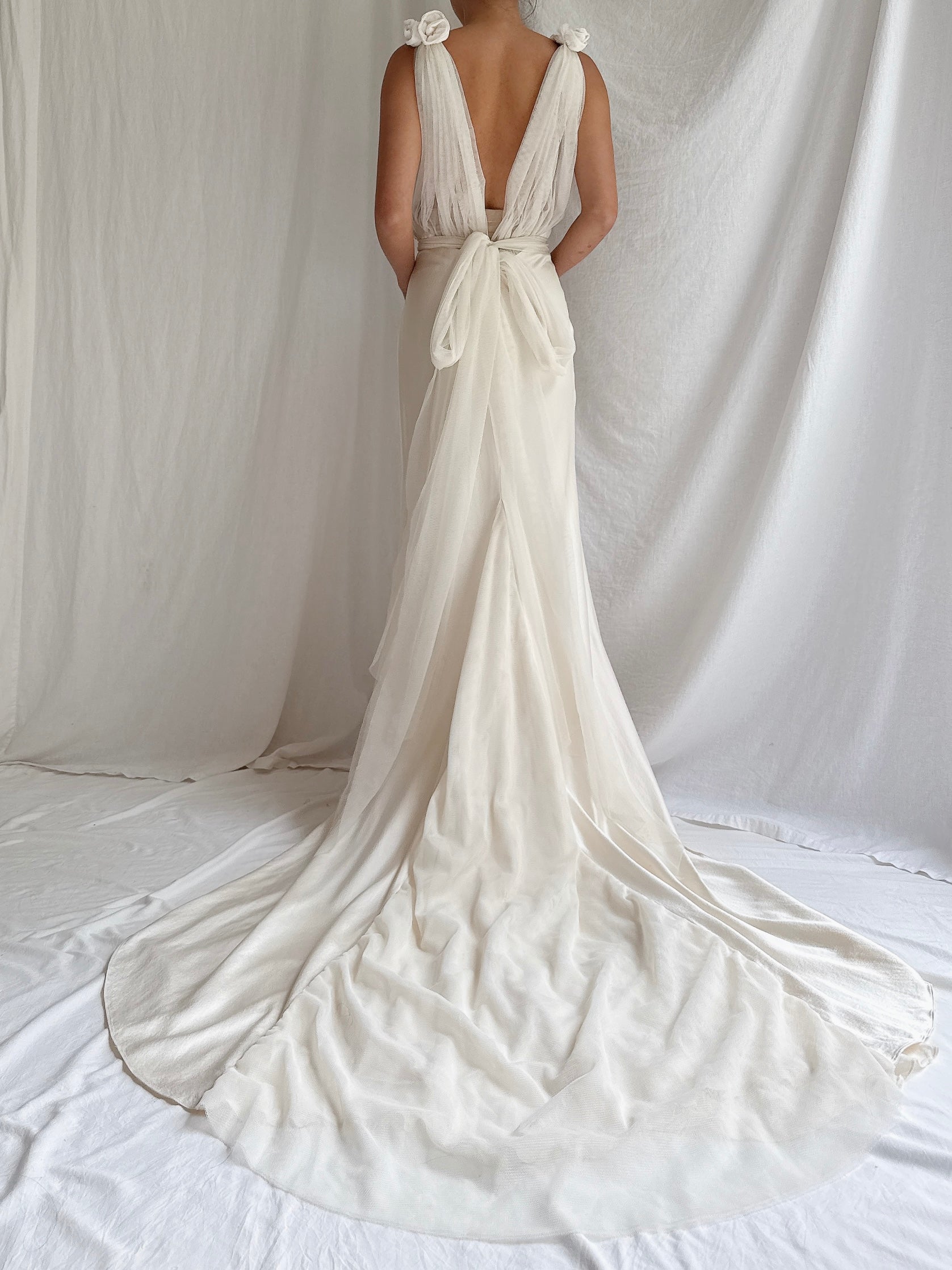 Vintage Vera Wang Silk Gown - M/8/10