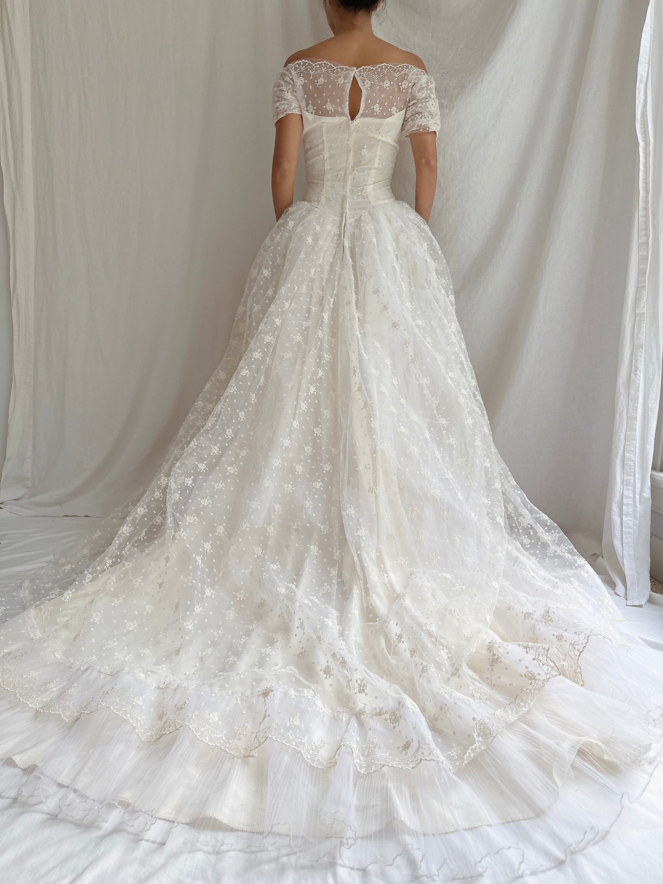 1950s Tulle Embroidered Layered Gown - XS