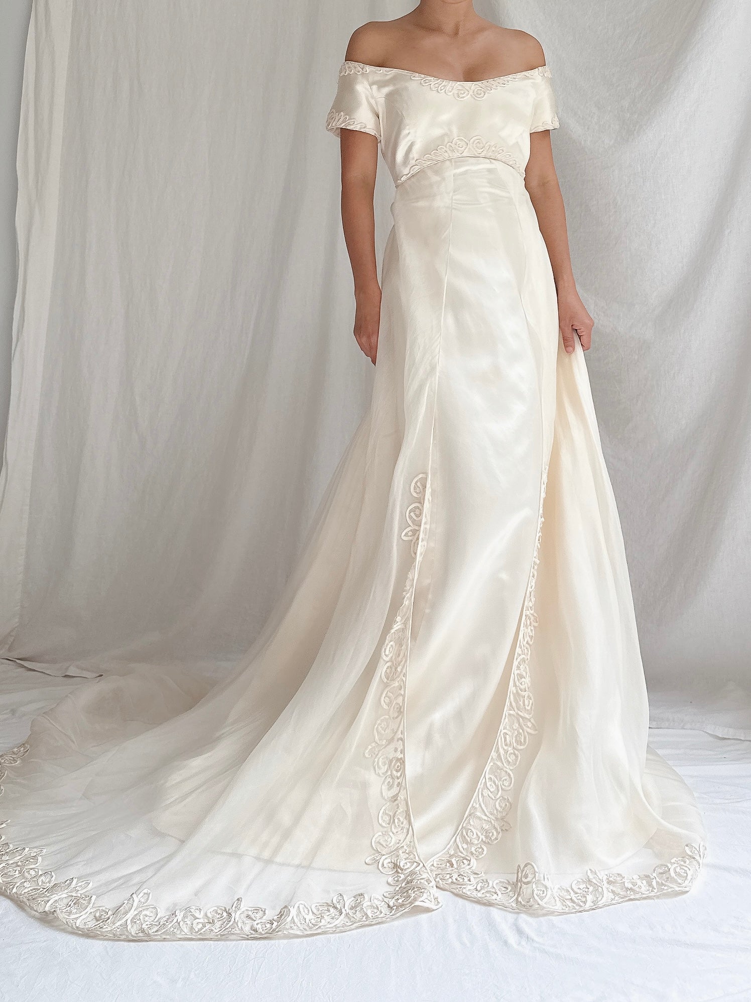 1990s Reem Acra Silk Organza and Charmeuse Gown - S/M 6
